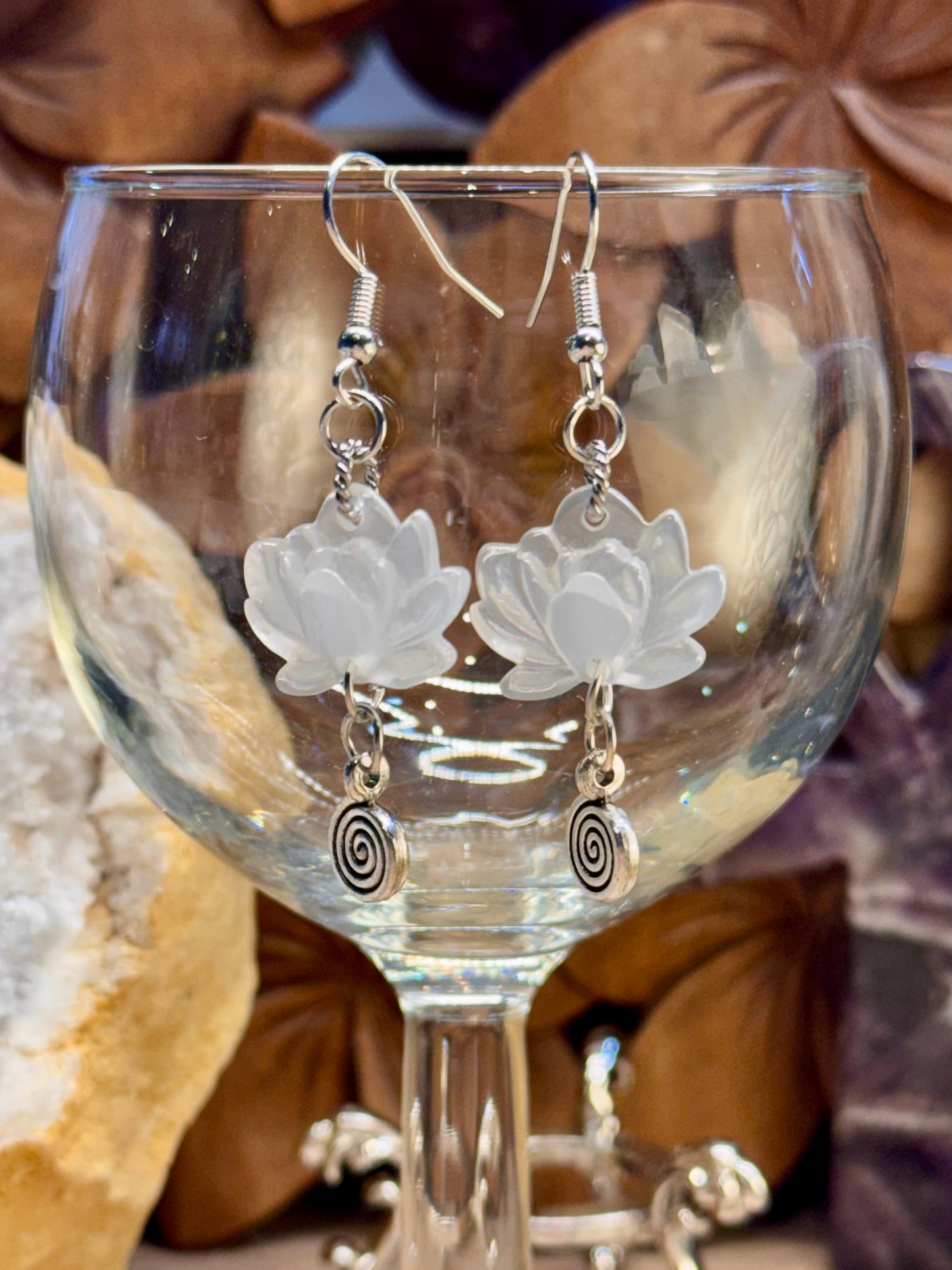 Boucles d’oreilles Lotus blanc et labyrinthe