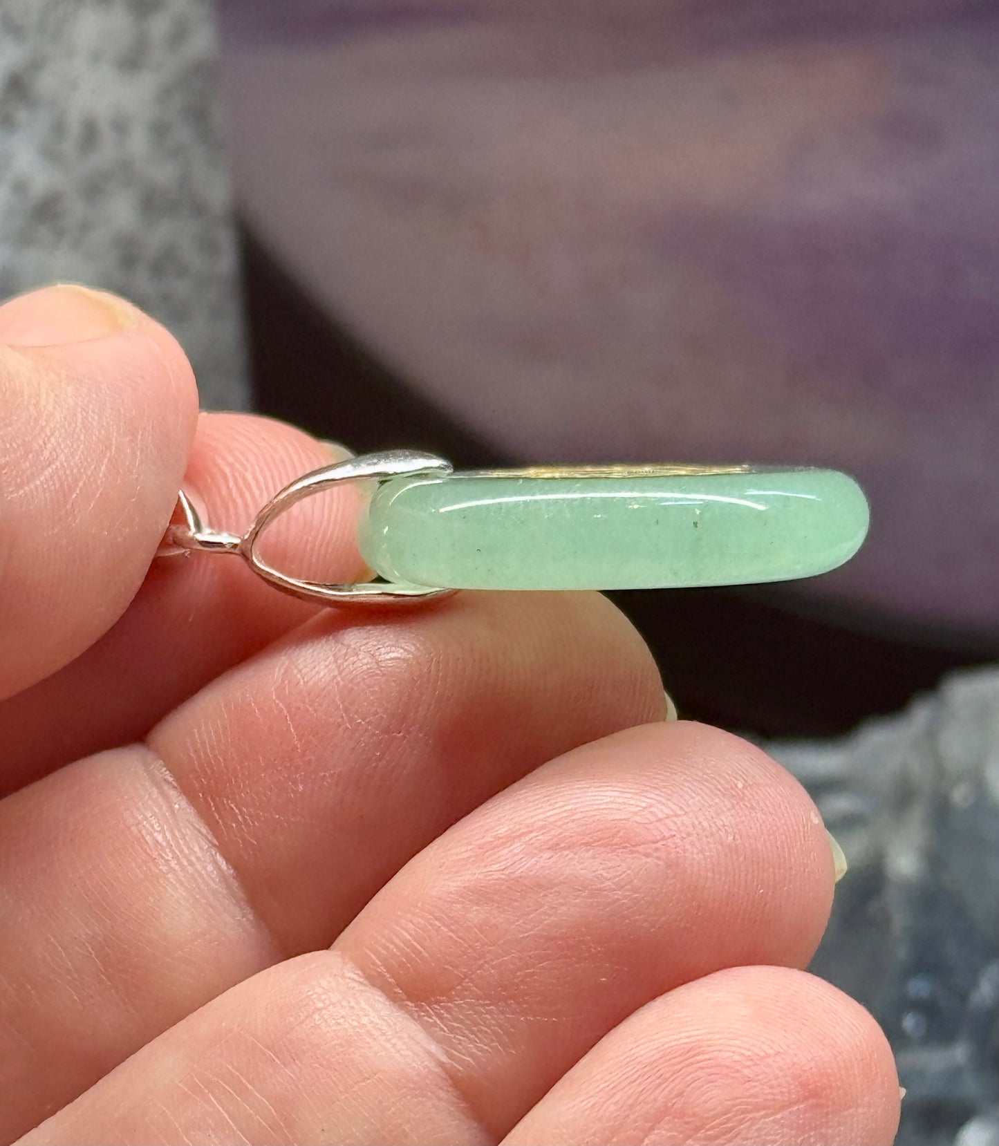 Pendentif rond en Aventurine verte et lotus
