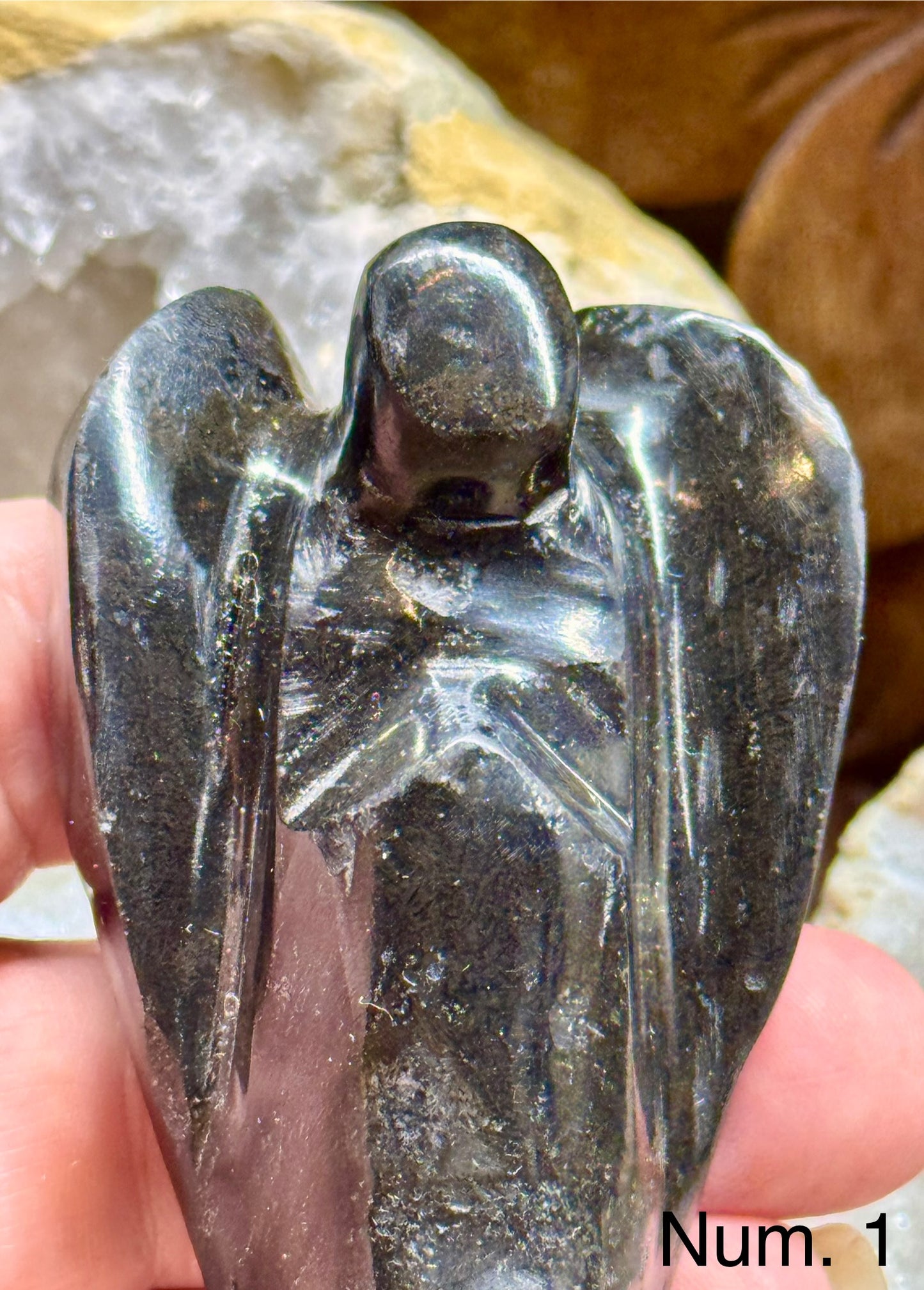 Ange en tourmaline noire