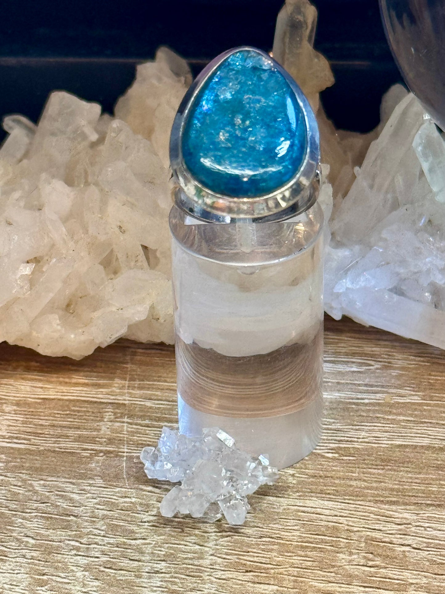 Bague en Apatite Bleue T52