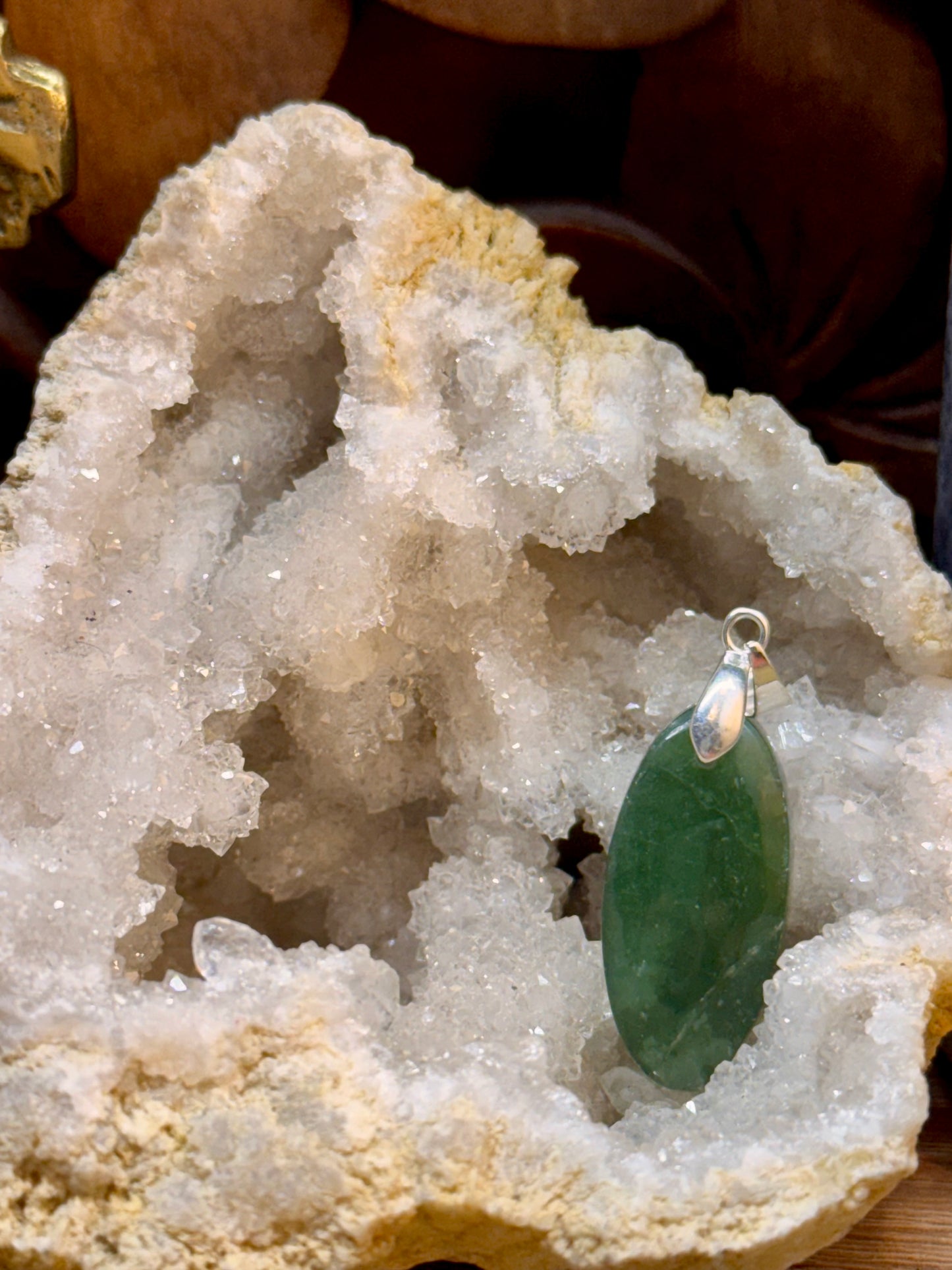 Pendentif de jade néphrite