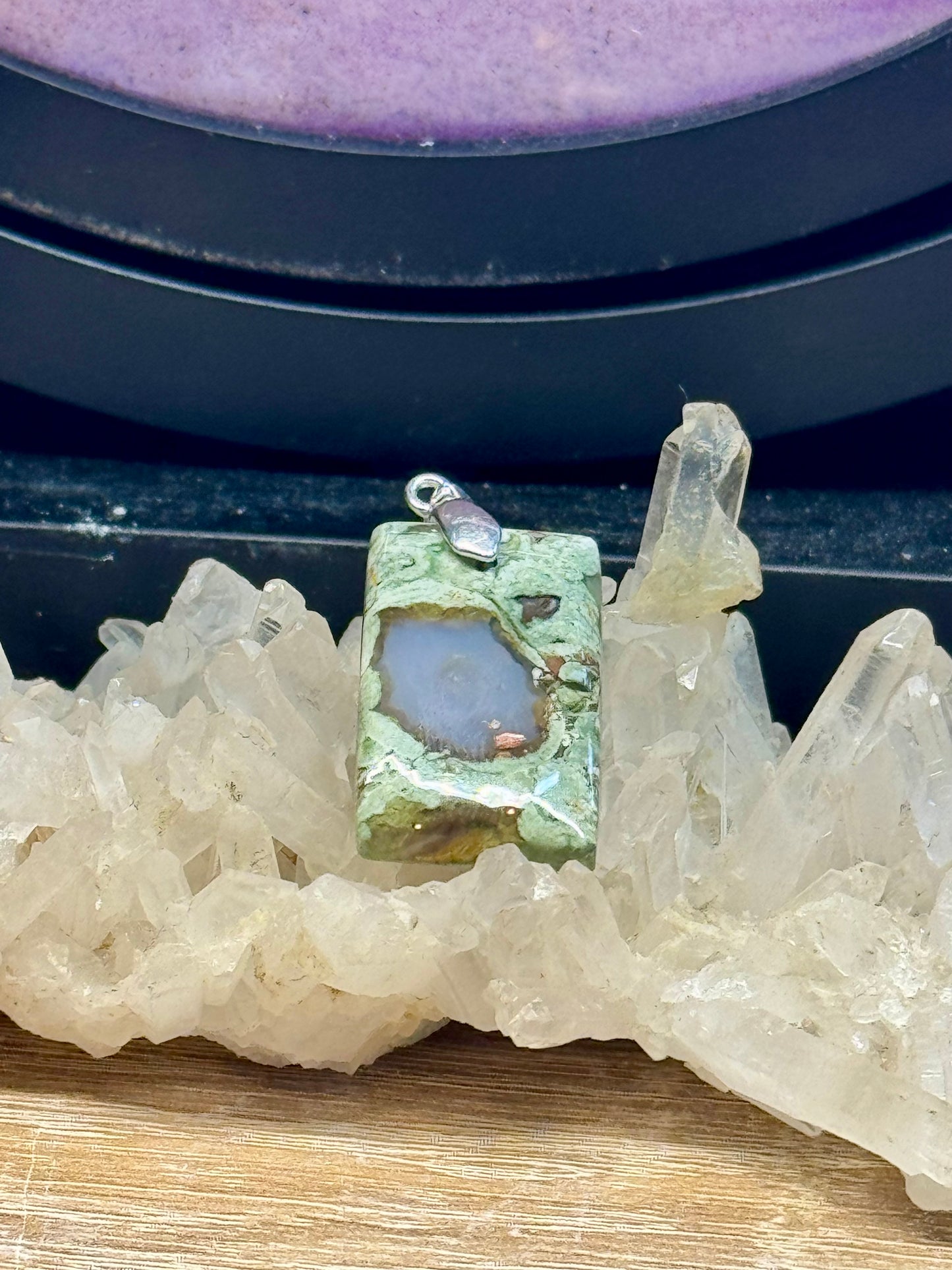 Pendentif en Rhyolite