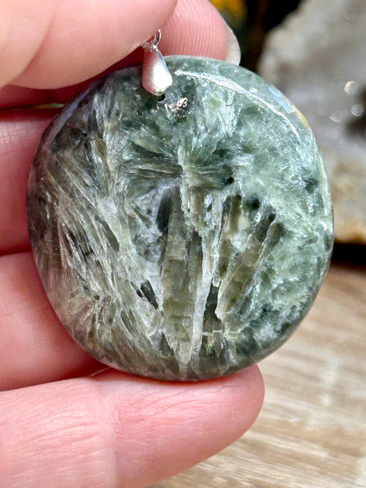 Pendentif de Séraphinite