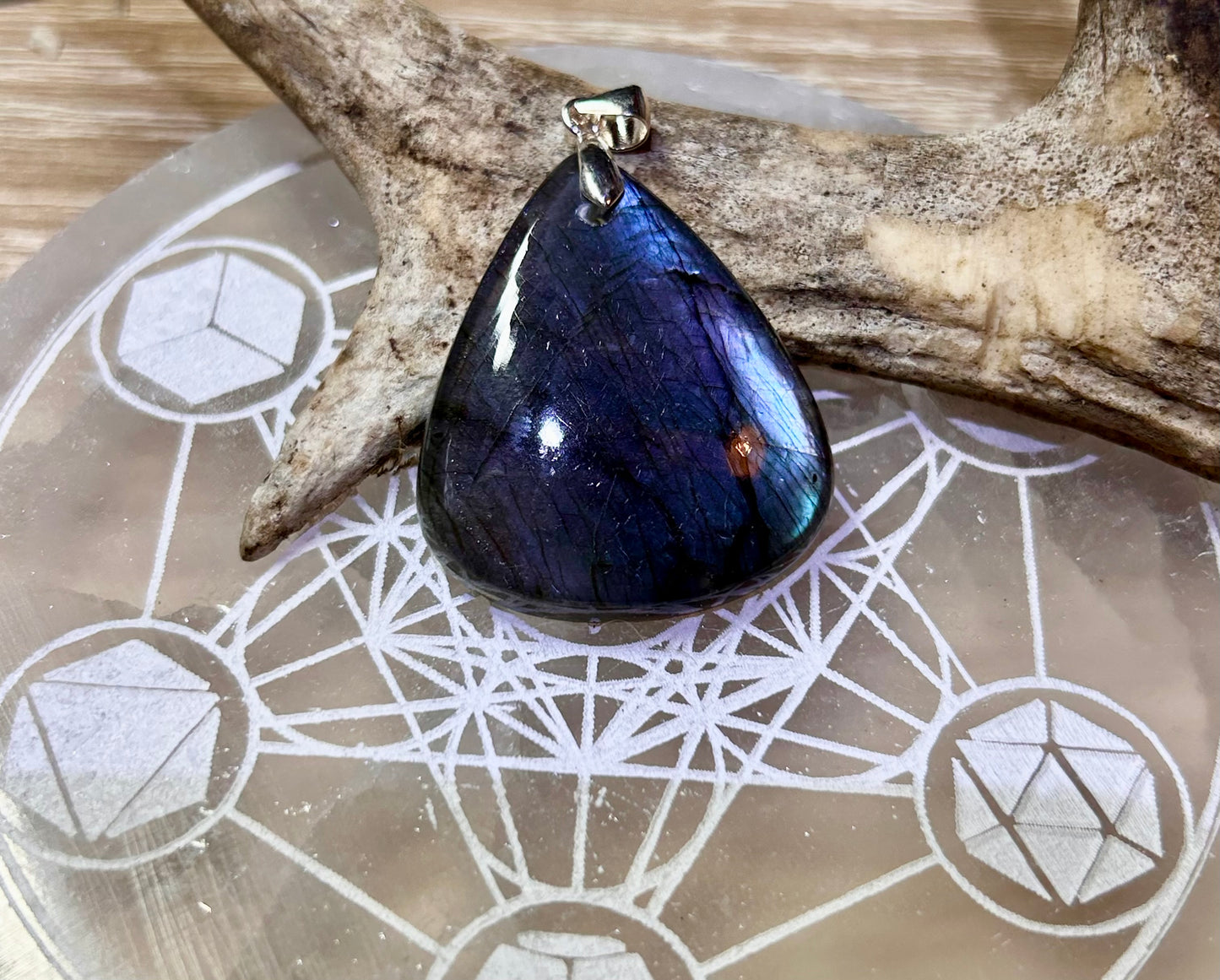 Pendentif de labradorite