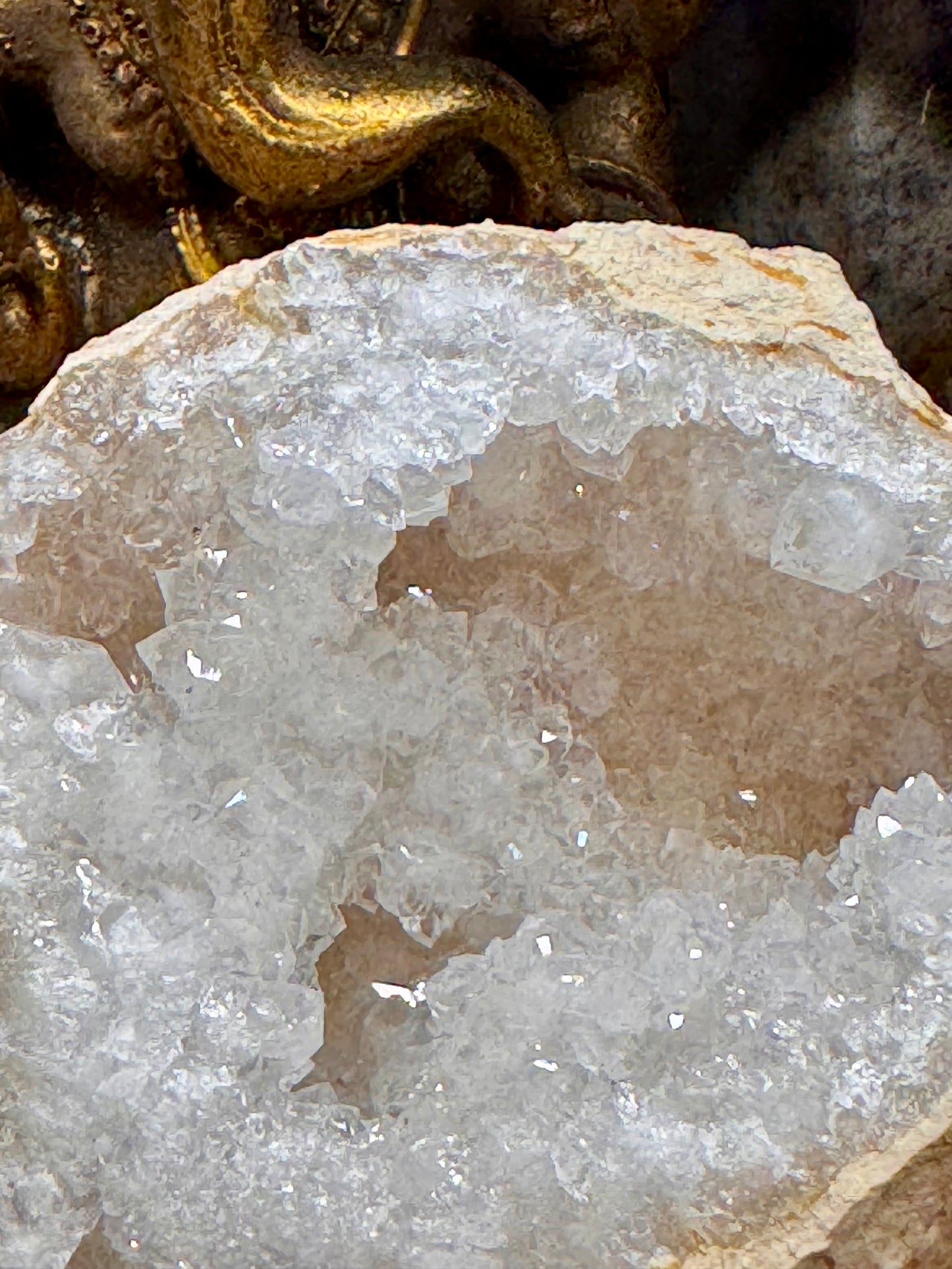 Géode de quartz blanc