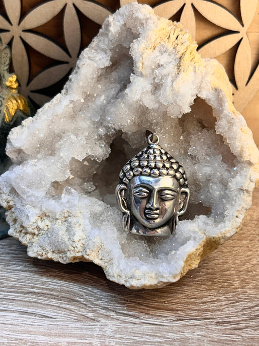 Pendentif de tête de Bouddha