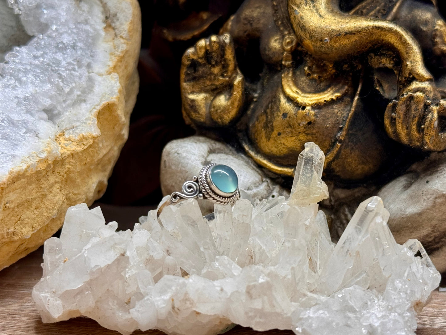 Bague calcédoine T56