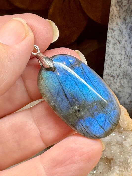 Pendentif de labradorite