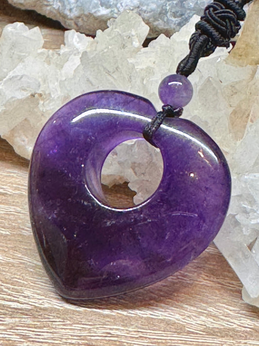 Pendentif d’améthyste forme cœur