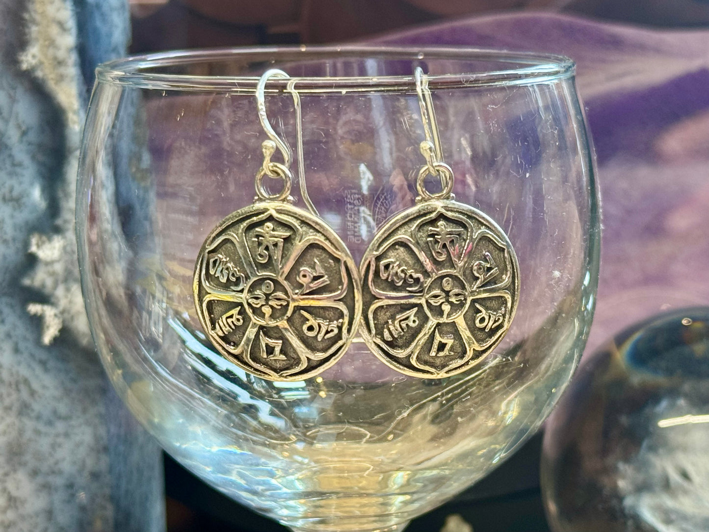 Boucles d’oreilles Ôm Mani Padme Hum