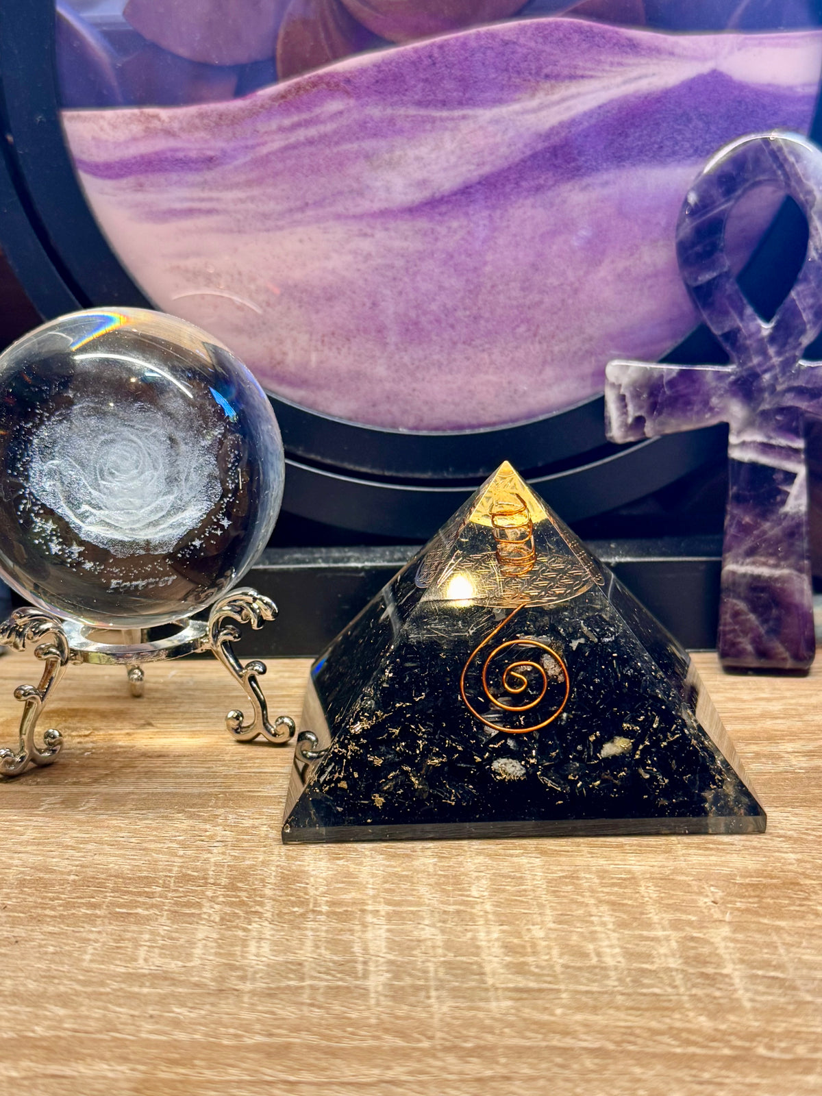 Orgonite Pyramidale "Protection contre les énergies négatives"