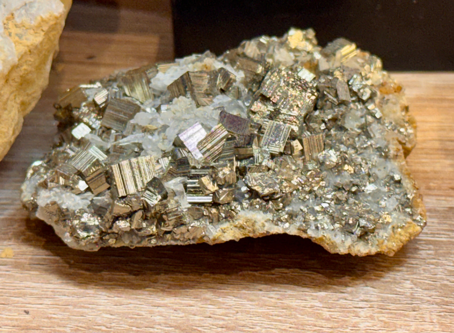 Pyrite sur Quartz