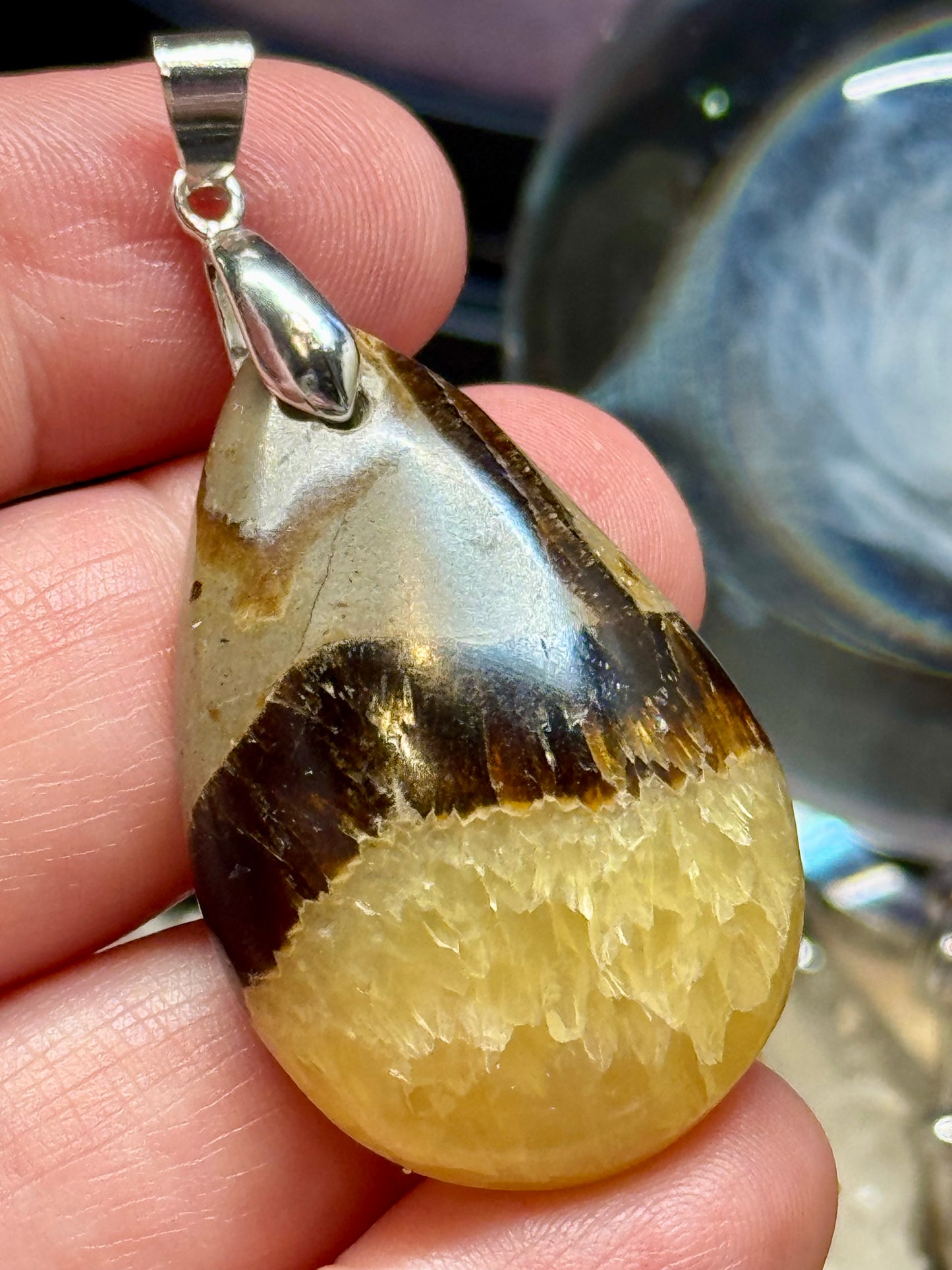 Pendentif de septaria de Madagascar