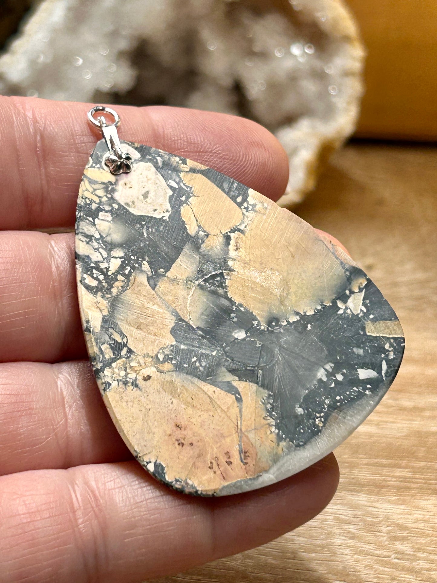 Pendentif de jaspe maligano