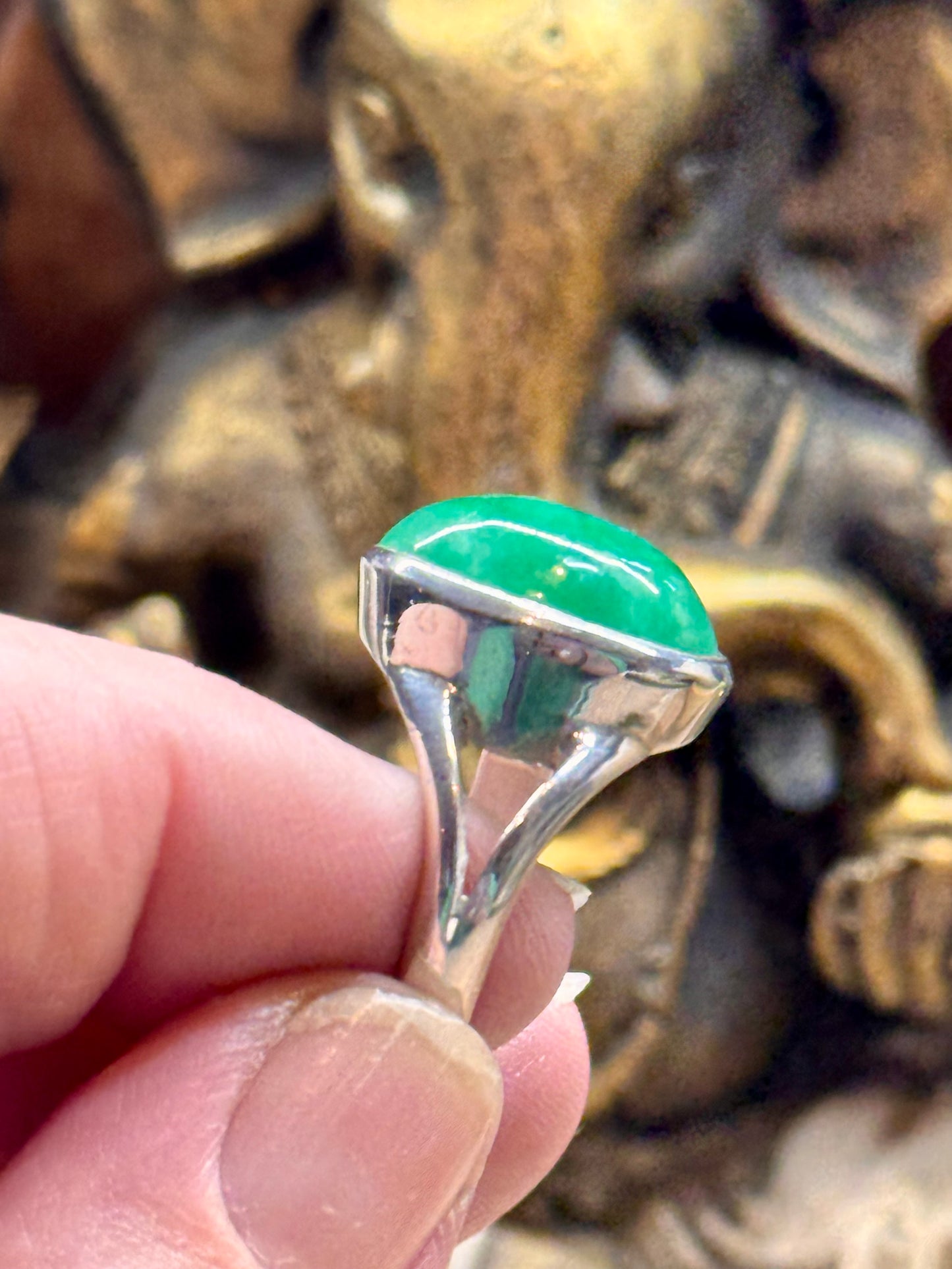 Bague de jade