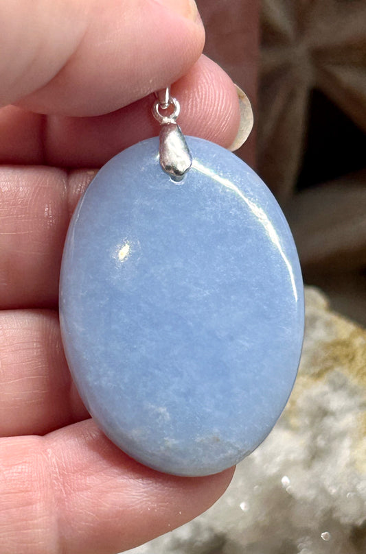 Pendentif d’angélite