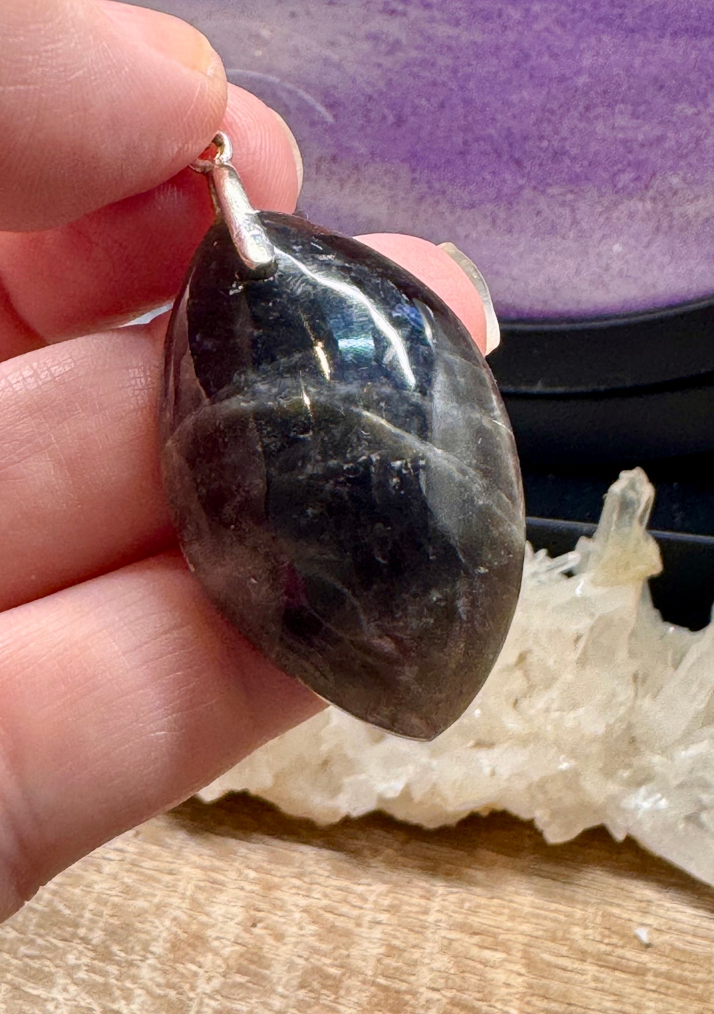 Pendentif de Pierre de lune noir