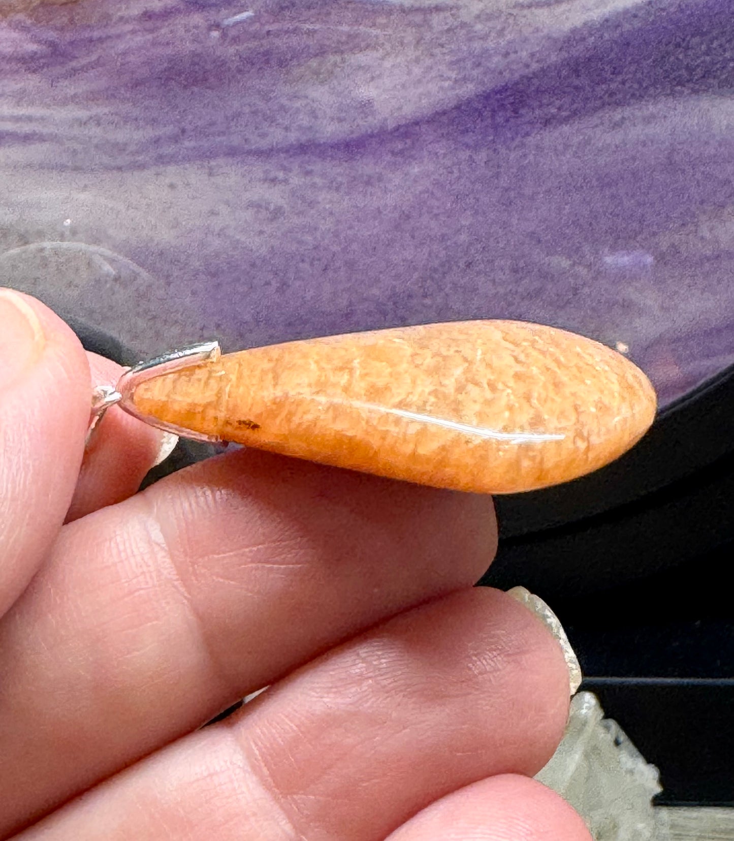 Pendentif de pierre de lune orangée