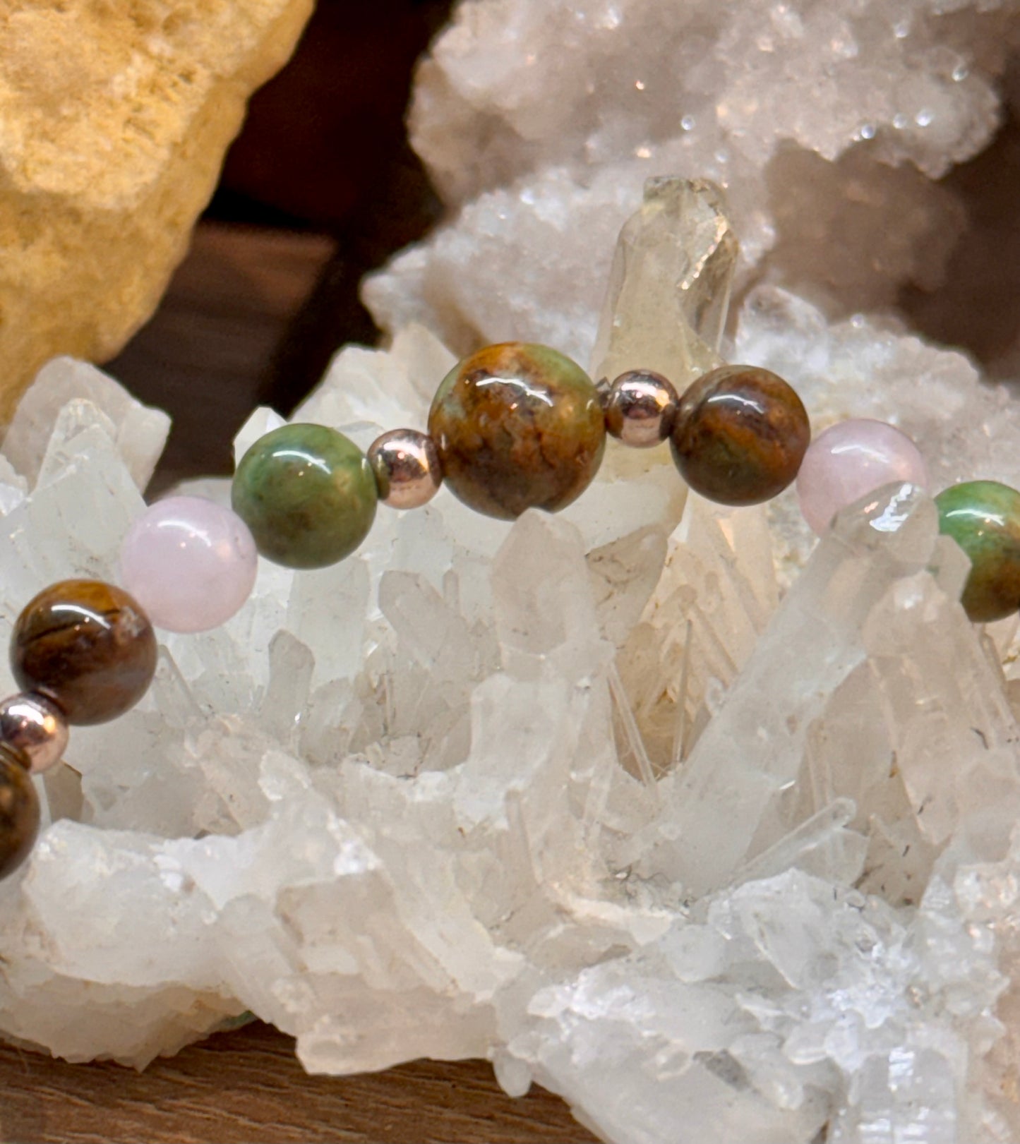 Bracelet "Amour Inconditionnel et Métamorphose"