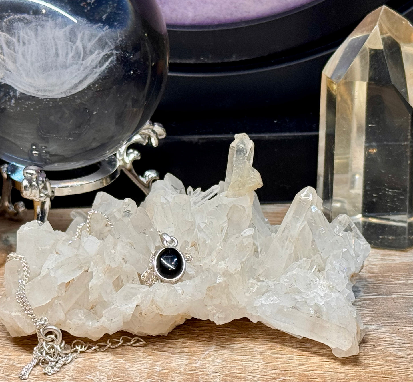 Collier pendentif en Obsidienne noire