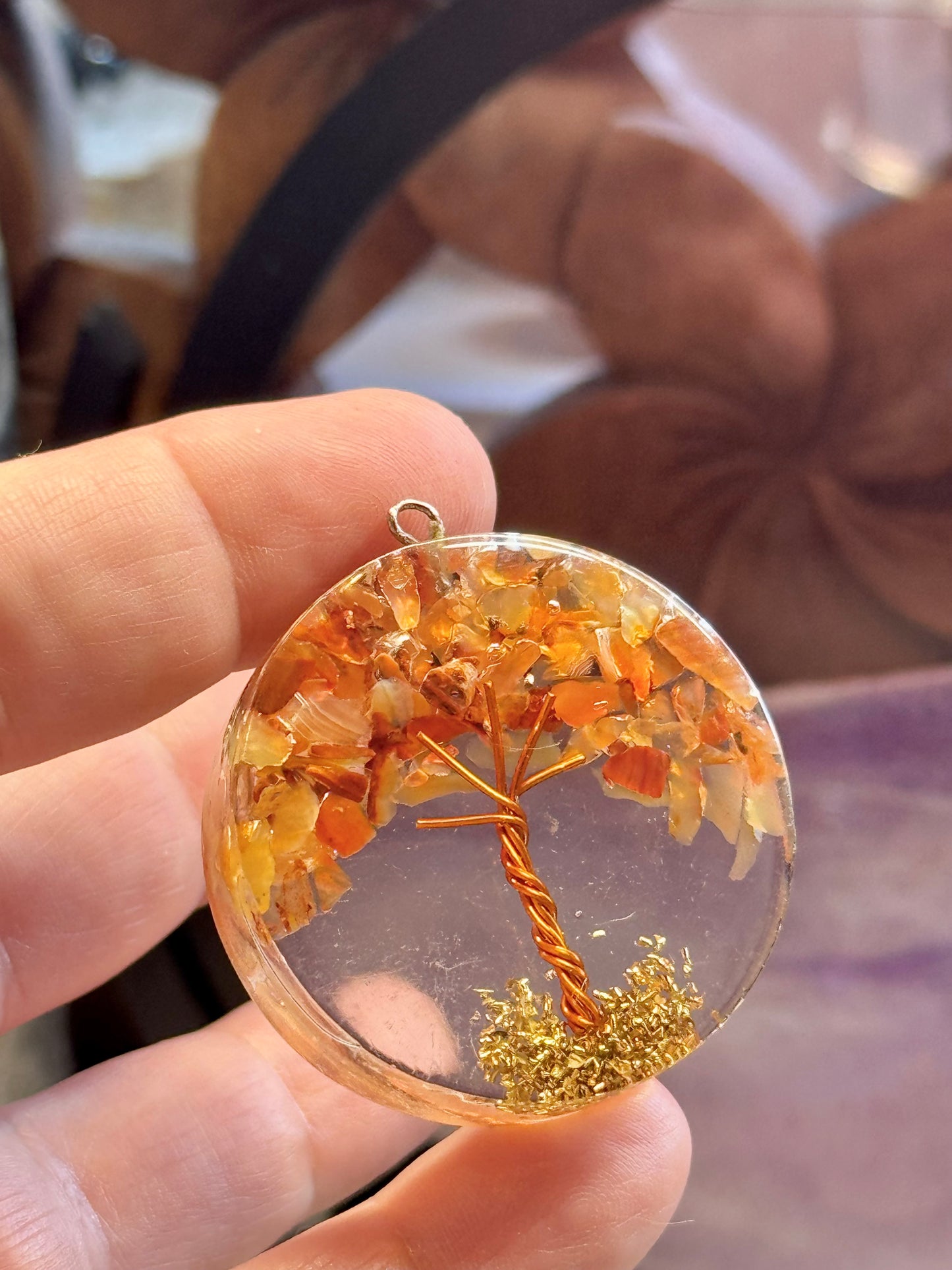 Pendentif d’Orgonite avec Cornaline