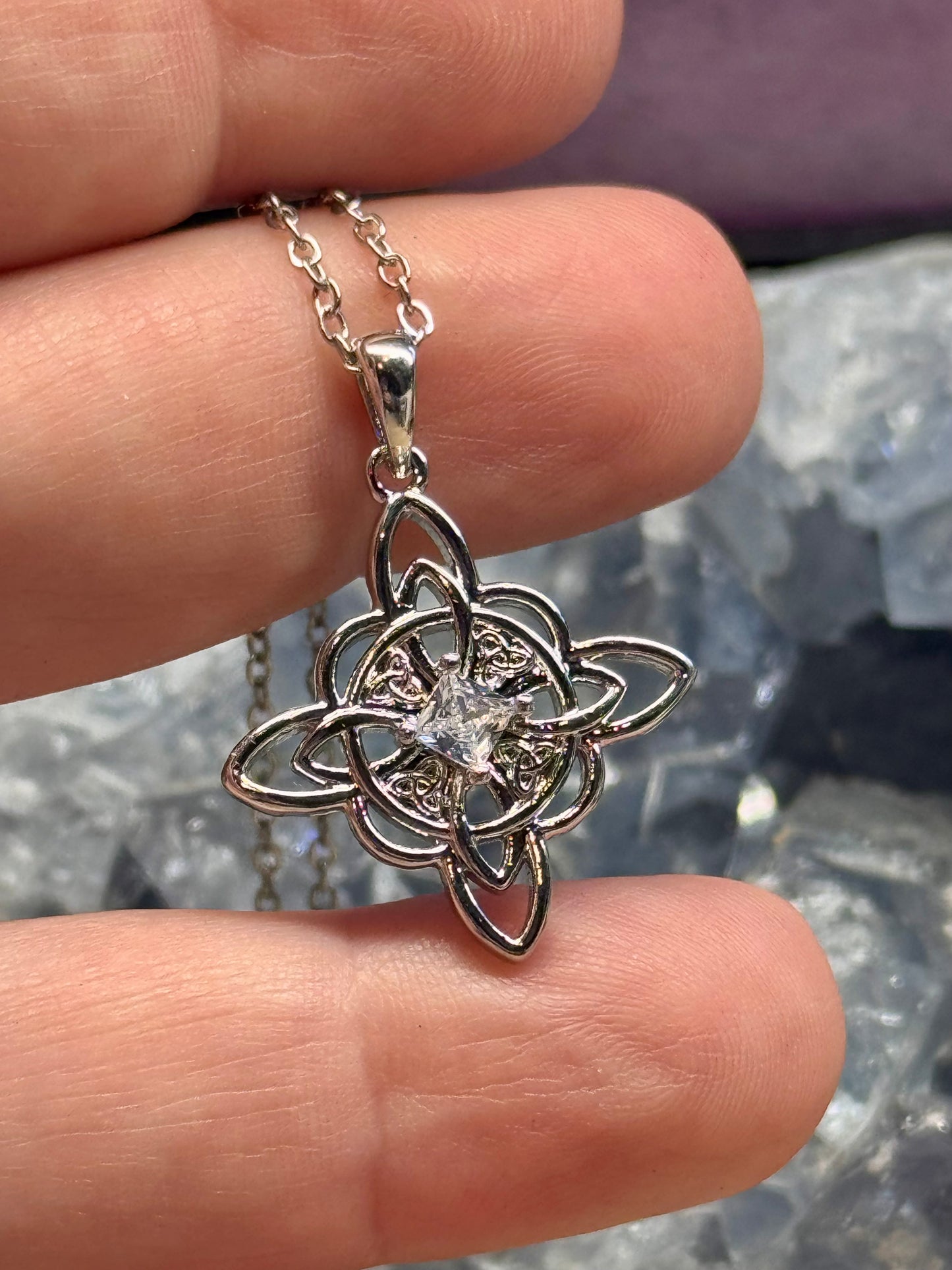 Collier en argent - Noeud de Sorcière