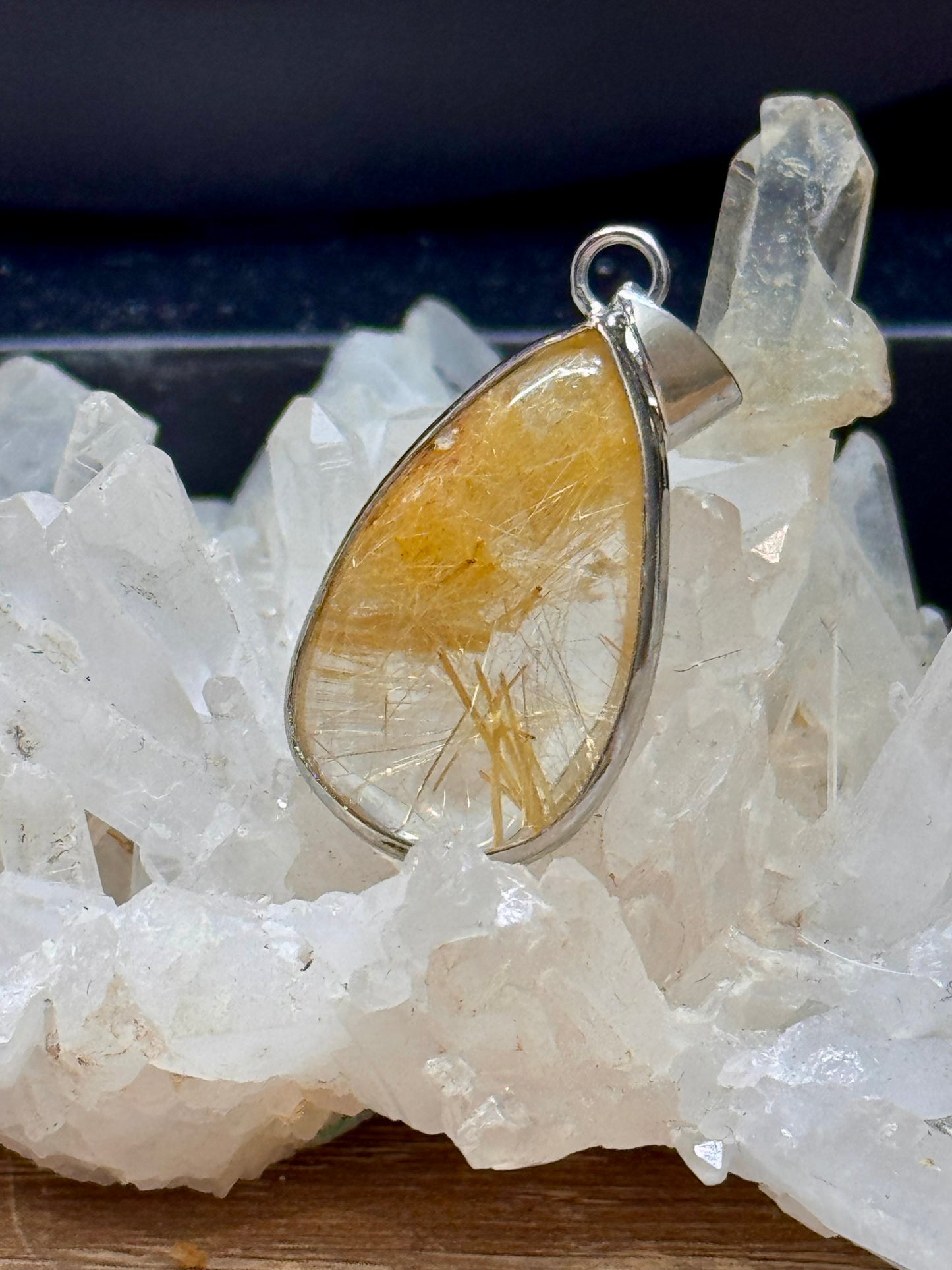 Pendentif cerclé de Quartz Rutile 2