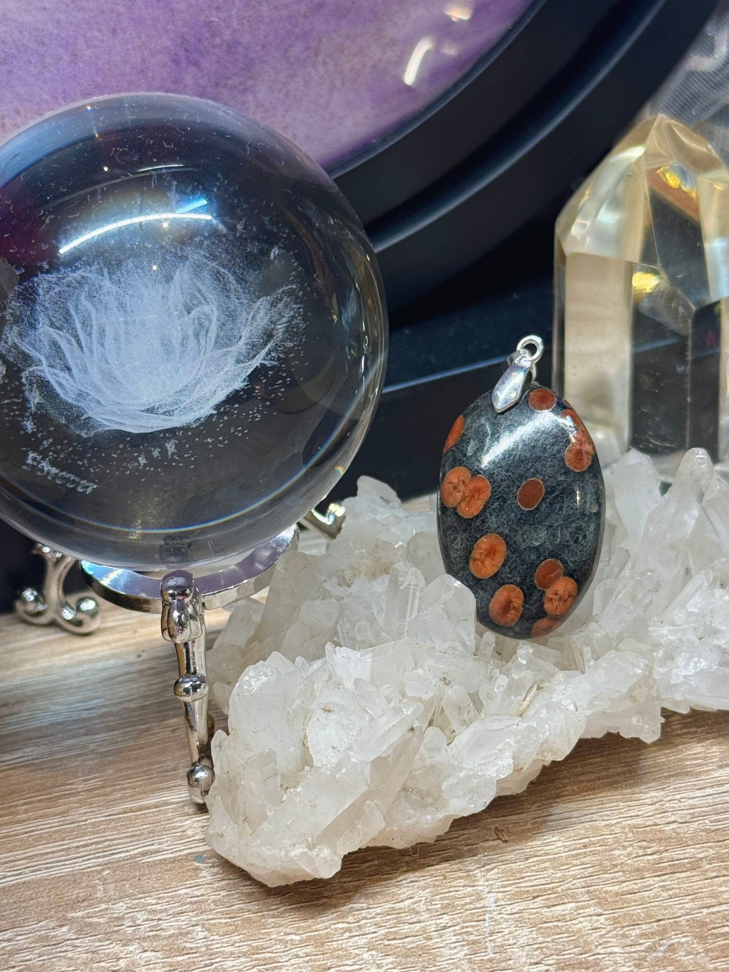 Pendentif d’obsidienne cacahuète