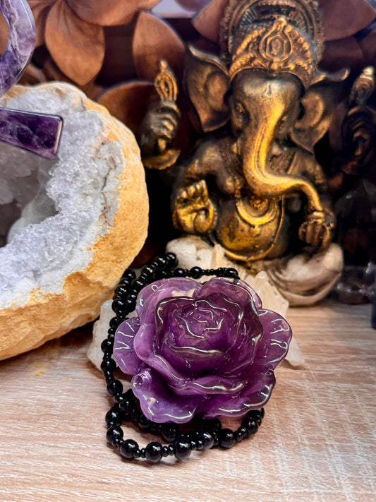 Collier Rose violette