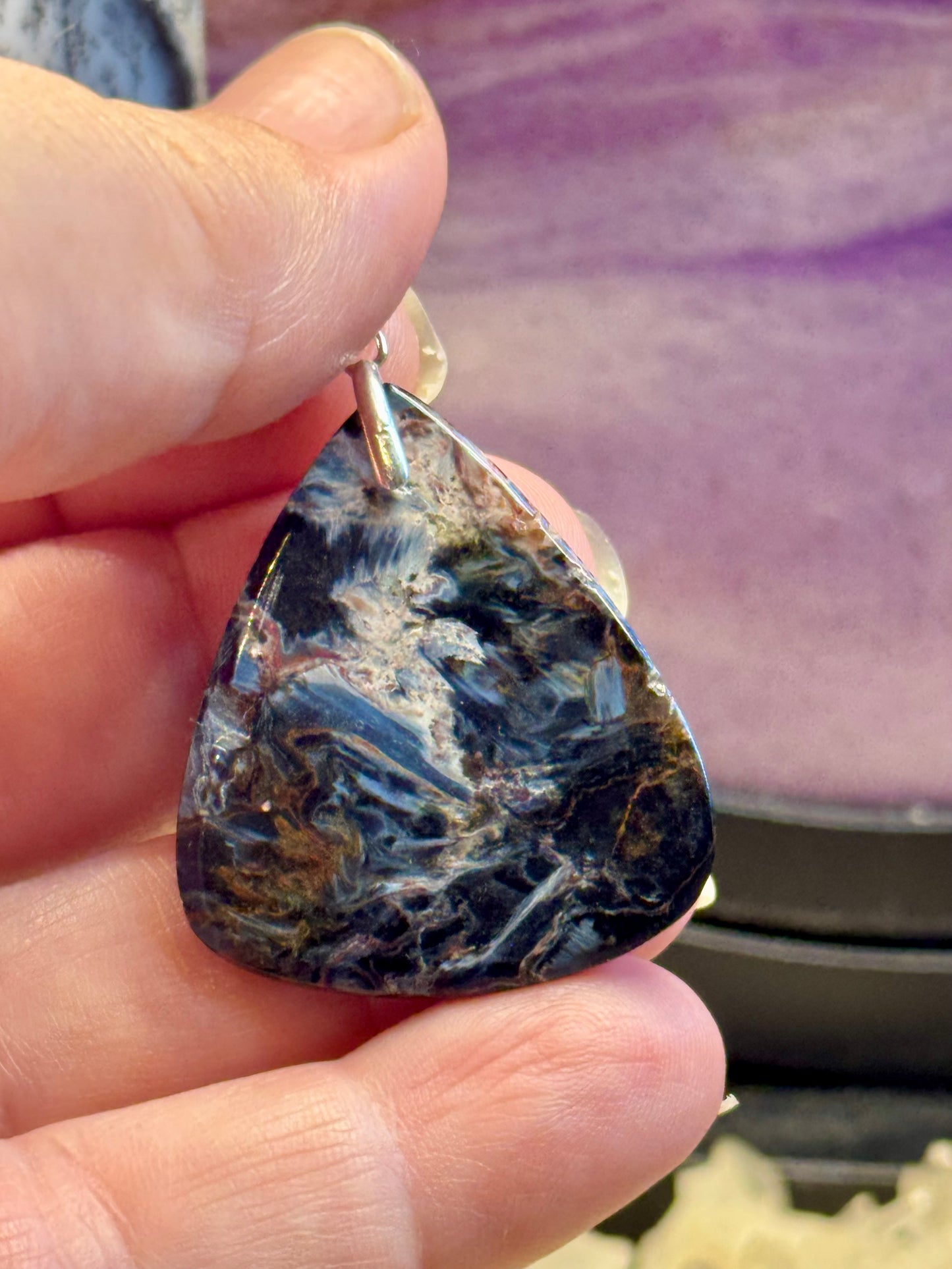 Pendentif de Piétersite bleue