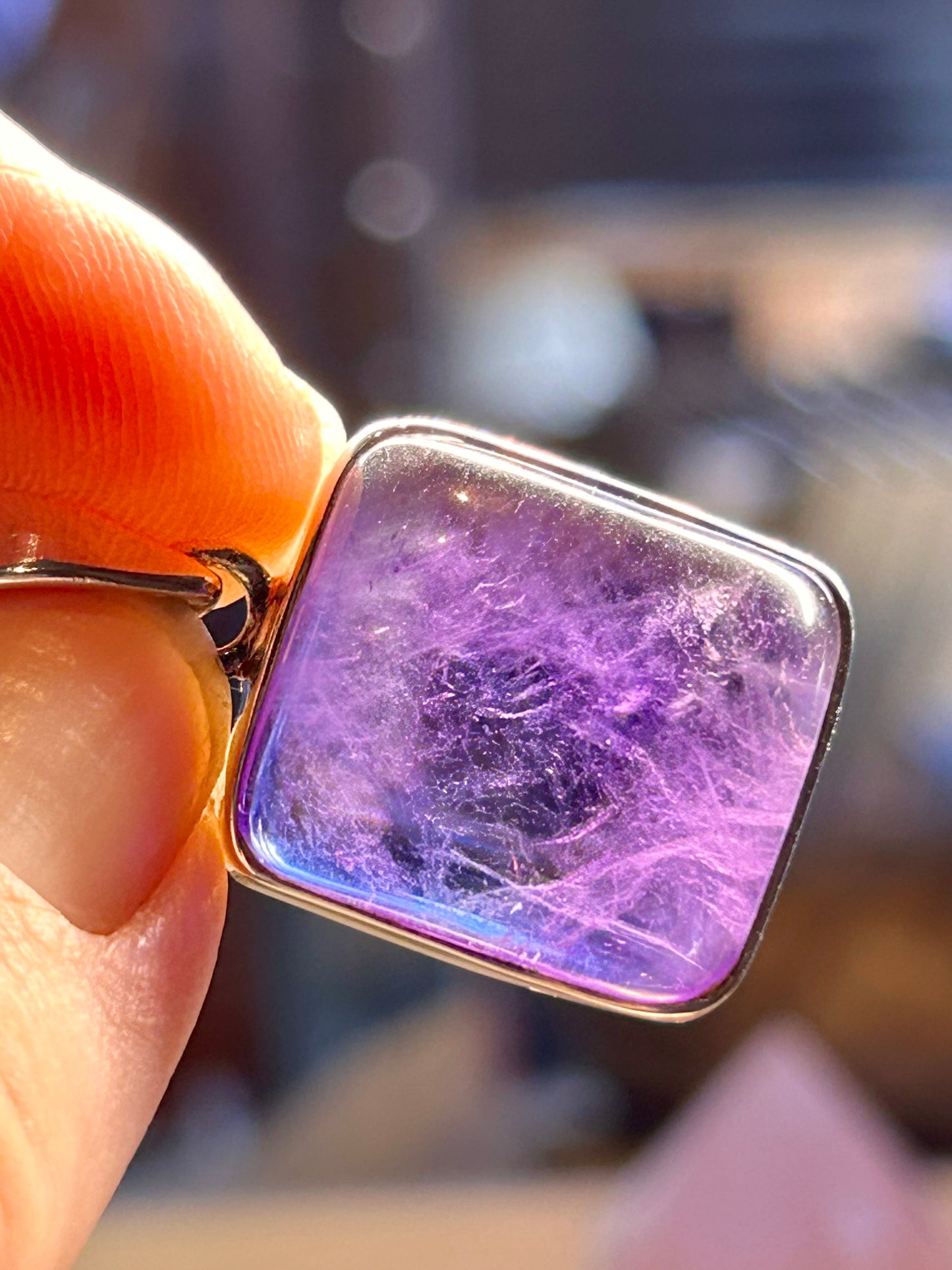 Pendentif en améthyste