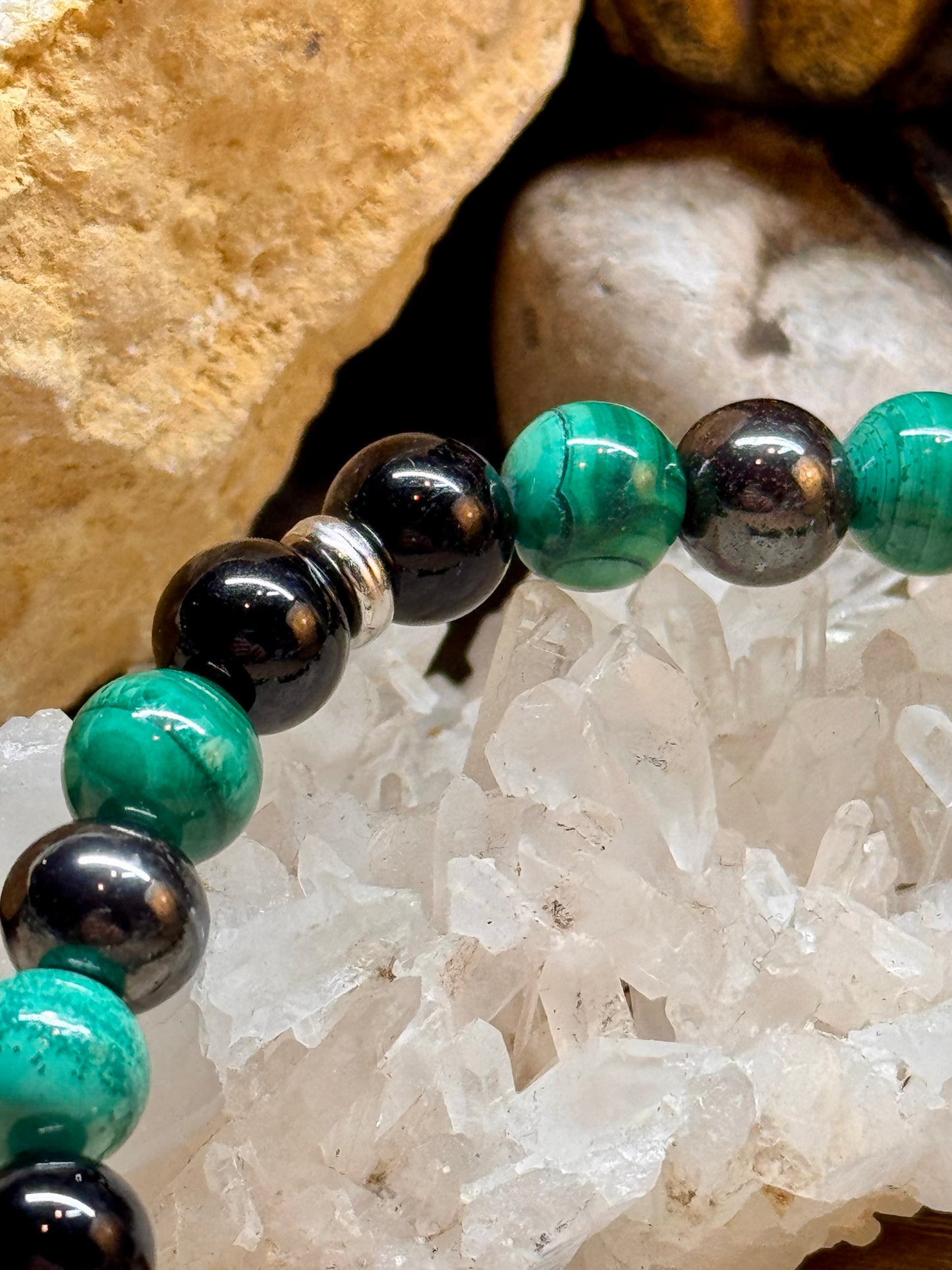 Bracelets "Lutte contre les douleurs"