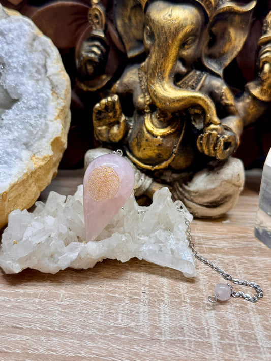 Pendule goutte gravé Quartz Rose