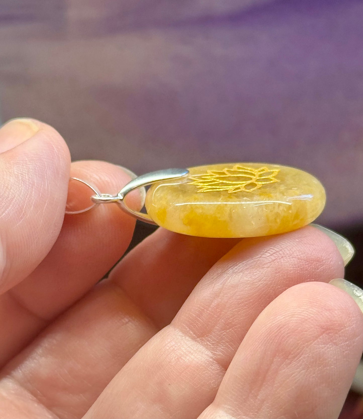 Pendentif d’Aventurine jaune lotus 2