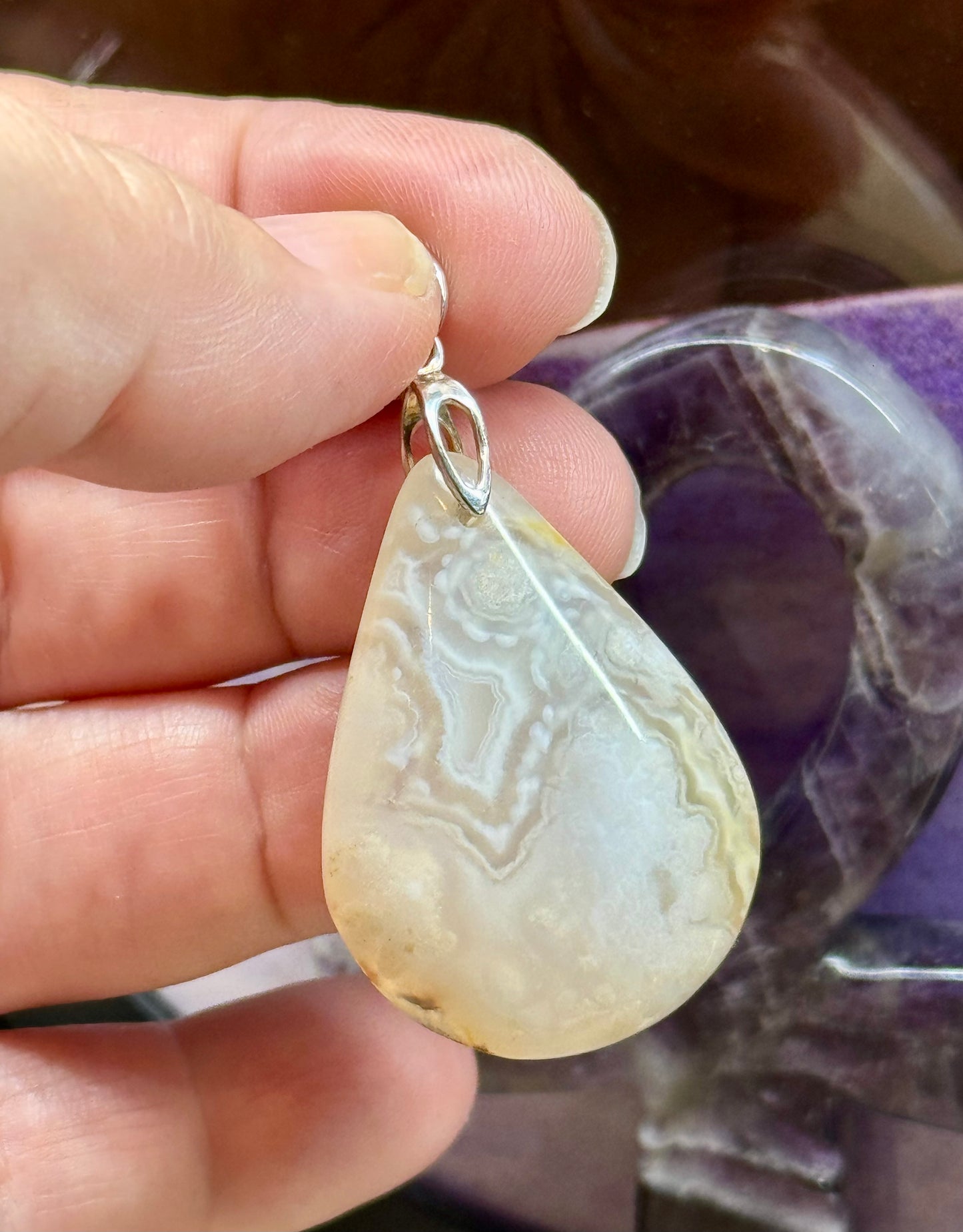 Pendentif goutte d’agate fleurs de cerisier