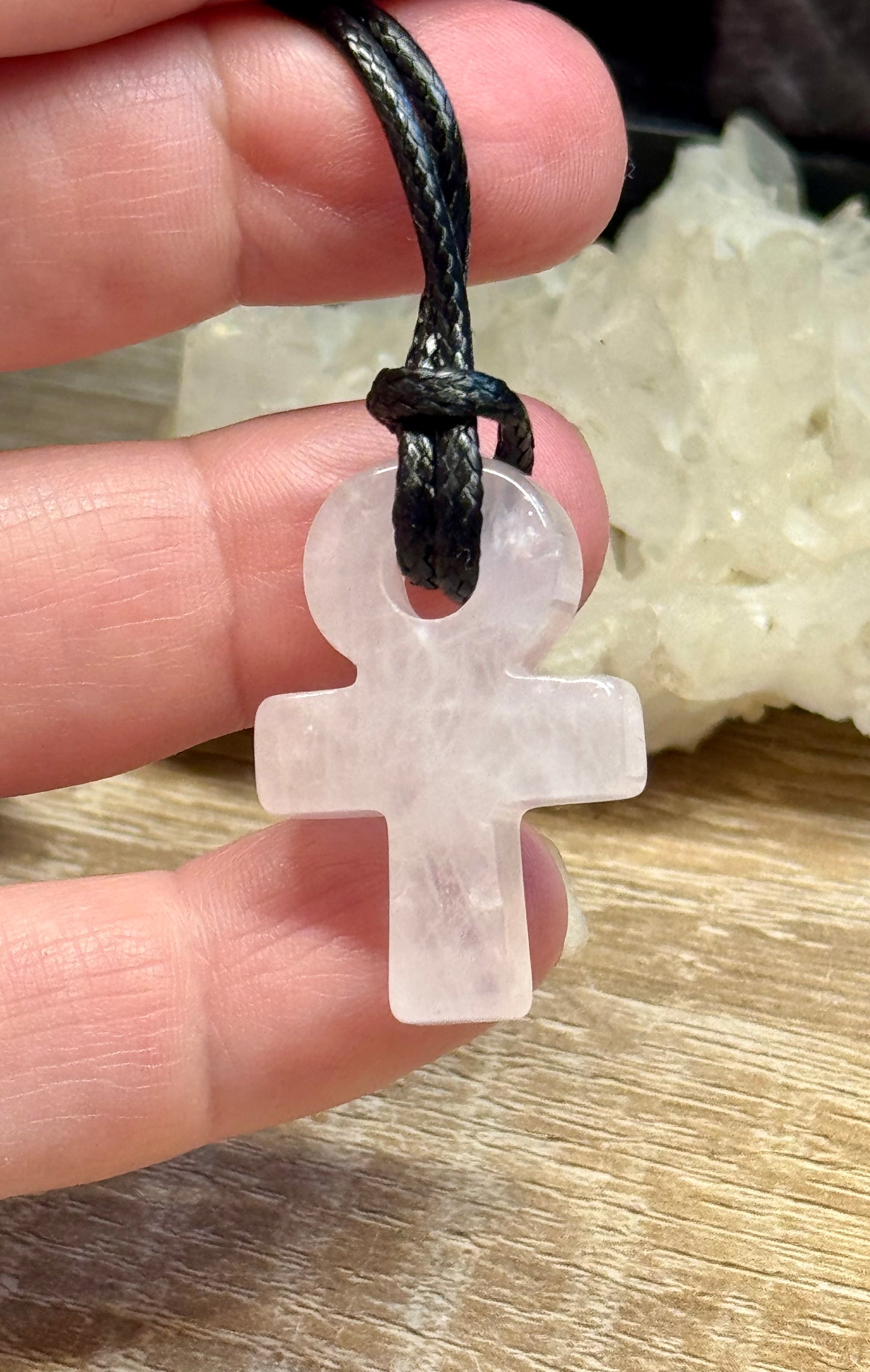 Croix de Ânkh en Quartz Rose