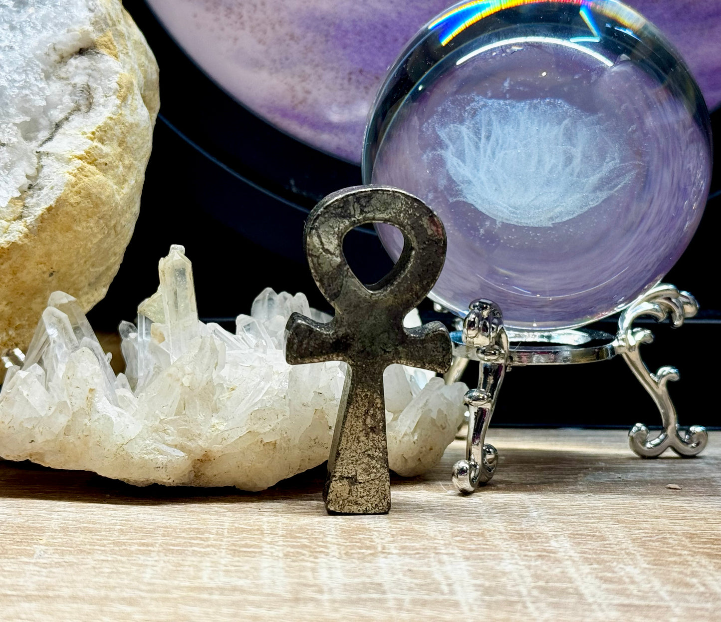 Croix de Ânkh en Pyrite