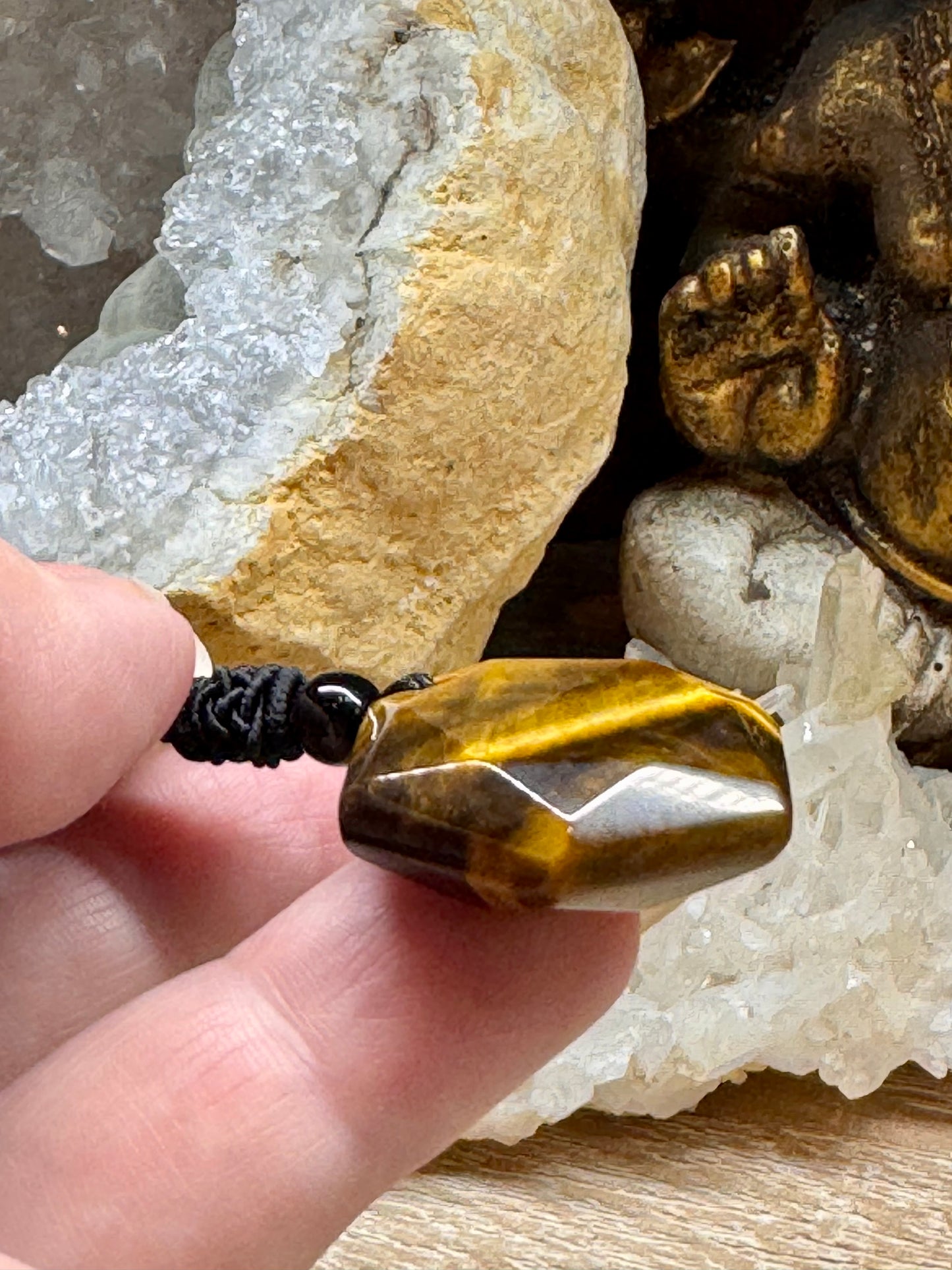 Collier avec sceau de Salomon Œil de tigre
