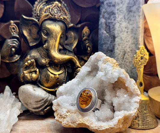 Bague en ambre T58