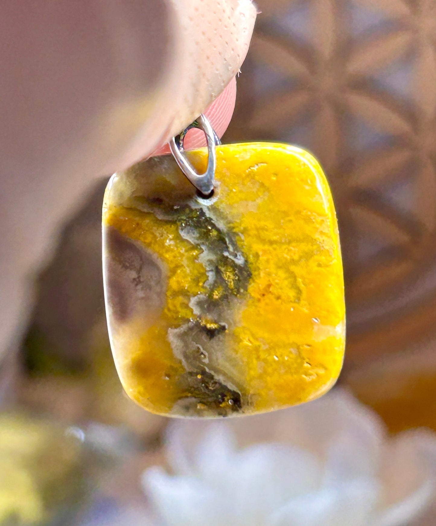 Pendentif de jaspe bumblebee