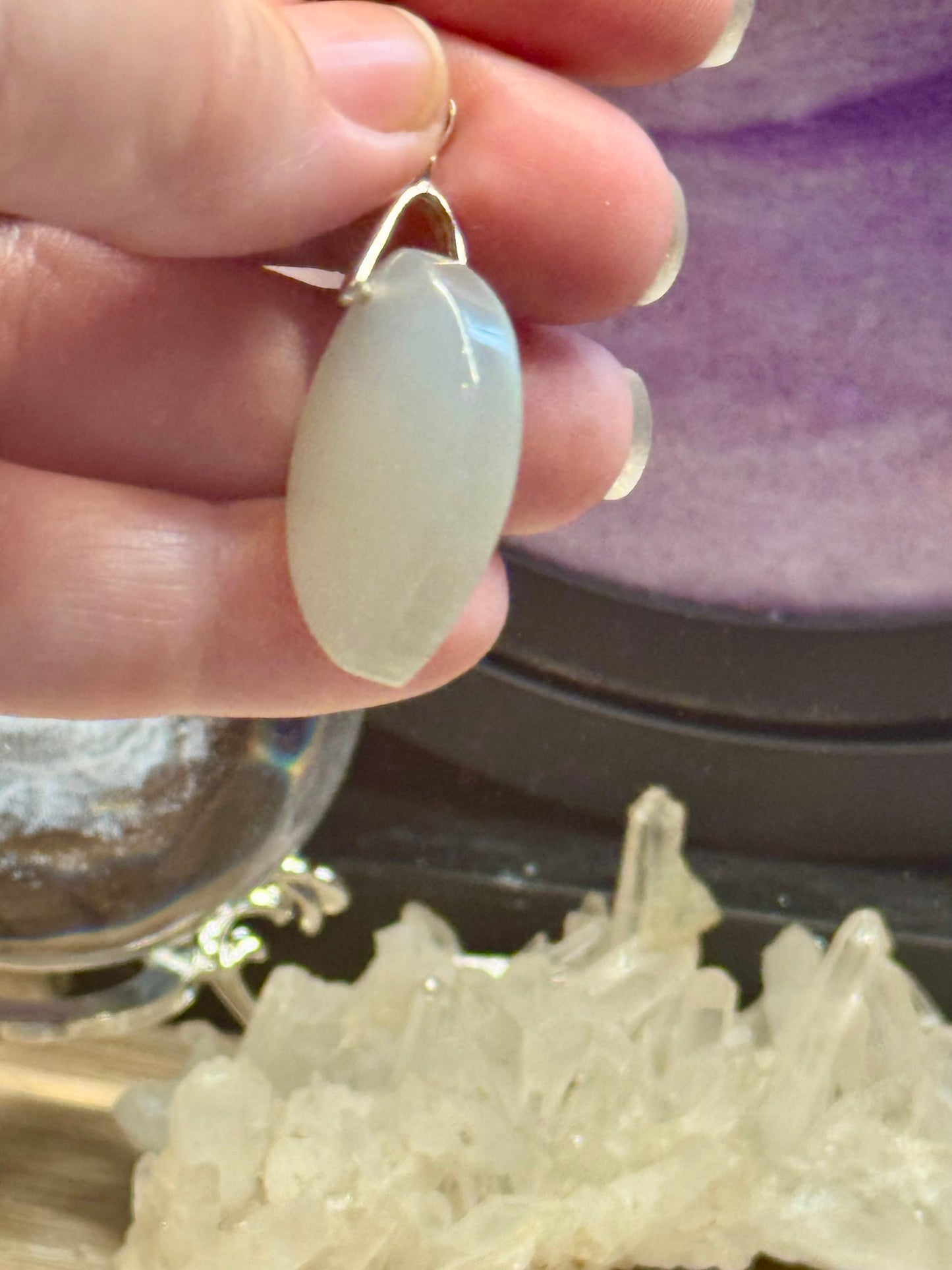 Pendentif de Pierre de lune nacrée