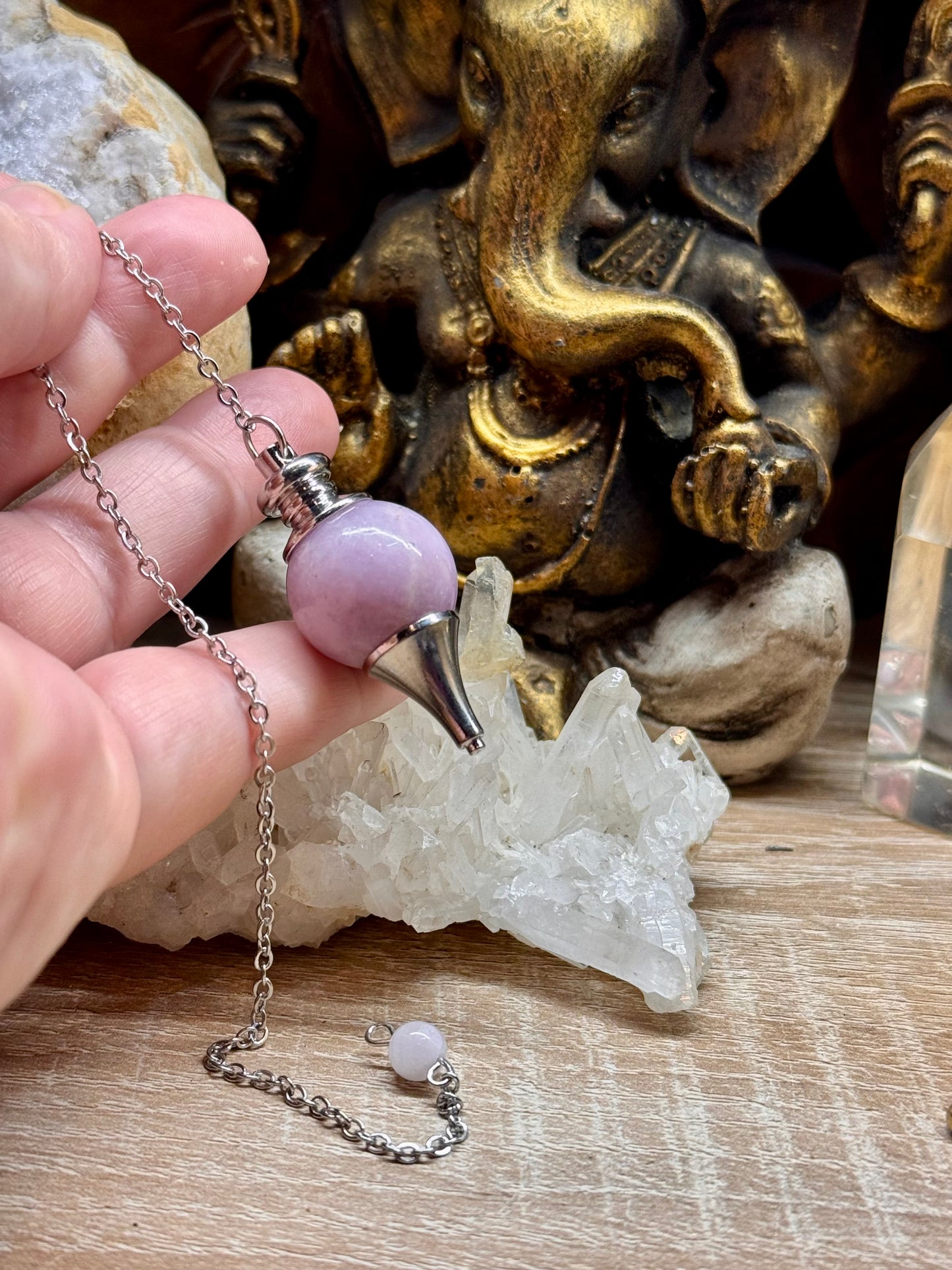 Pendule sphérique en kunzite (2)
