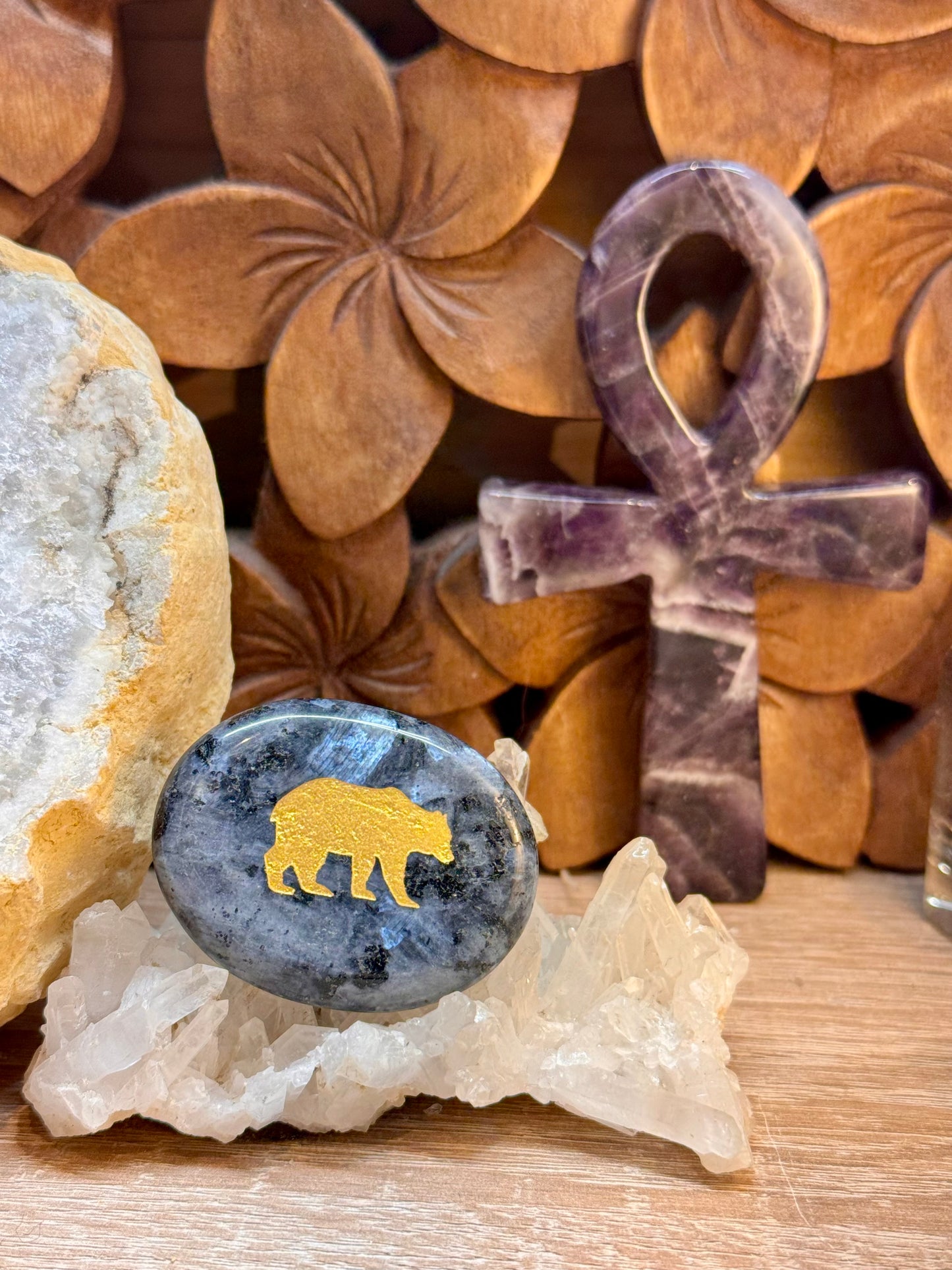 Galets gravés avec animaux