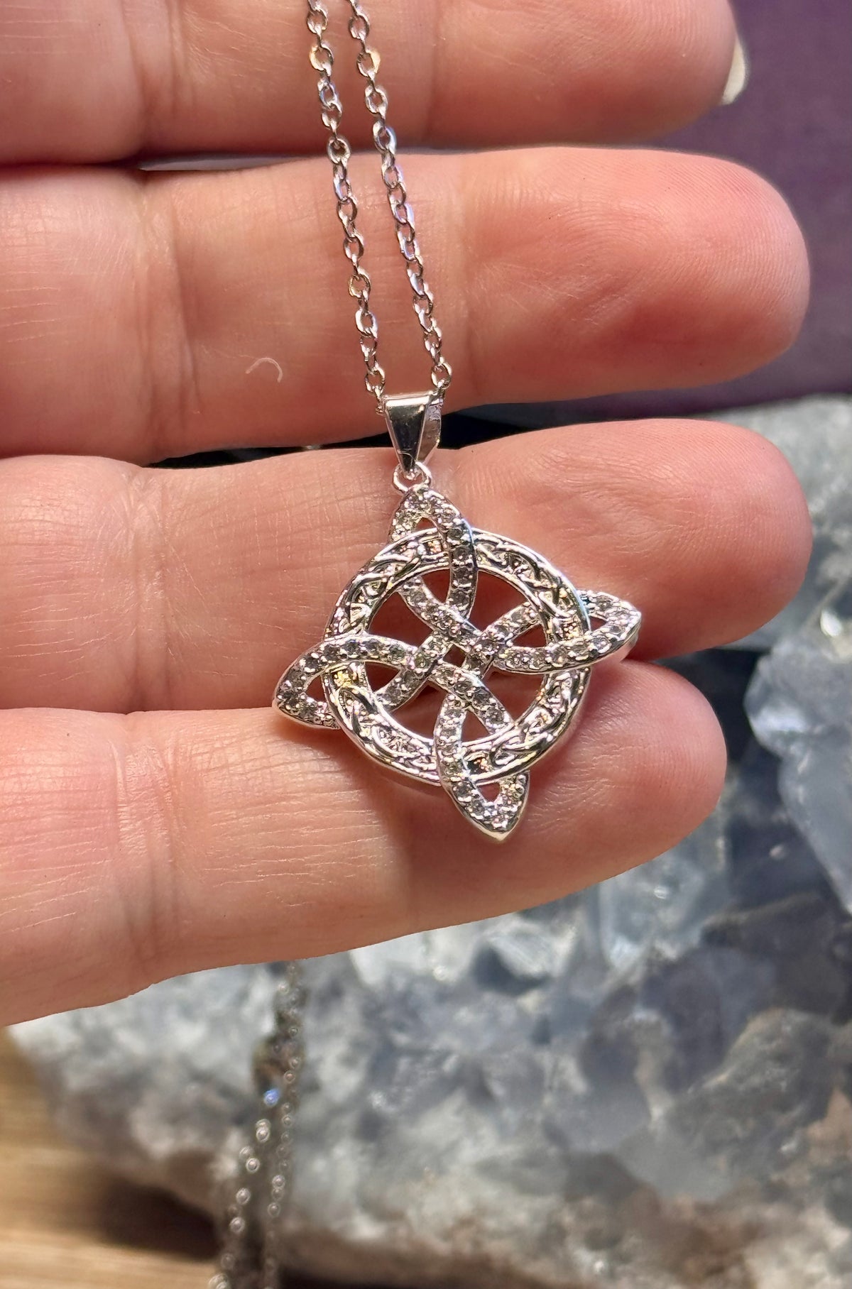 Collier Noeud de Sorcière en argent 925