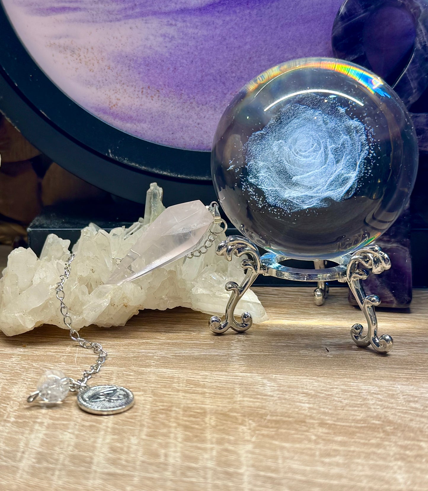 Pendule conique facetté en Quartz Rose