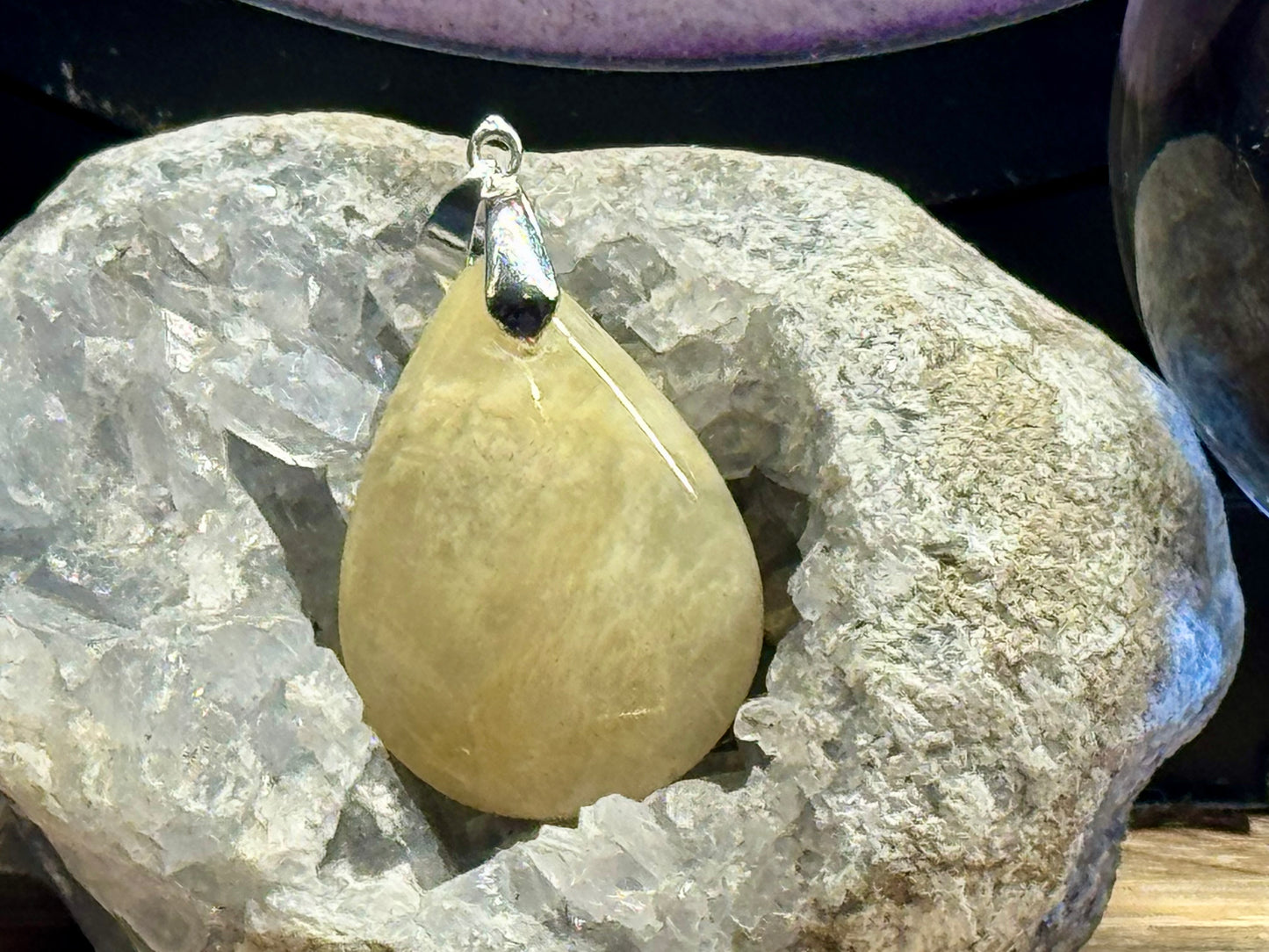 Pendentif de Pierre de lune goutte