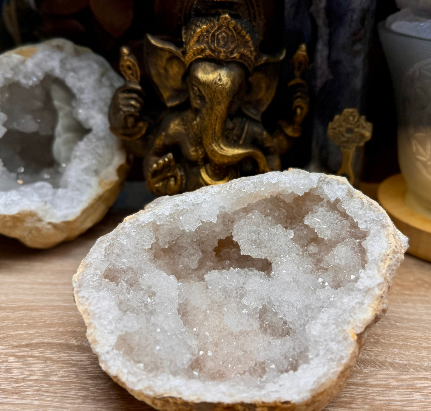 Géode de quartz blanc