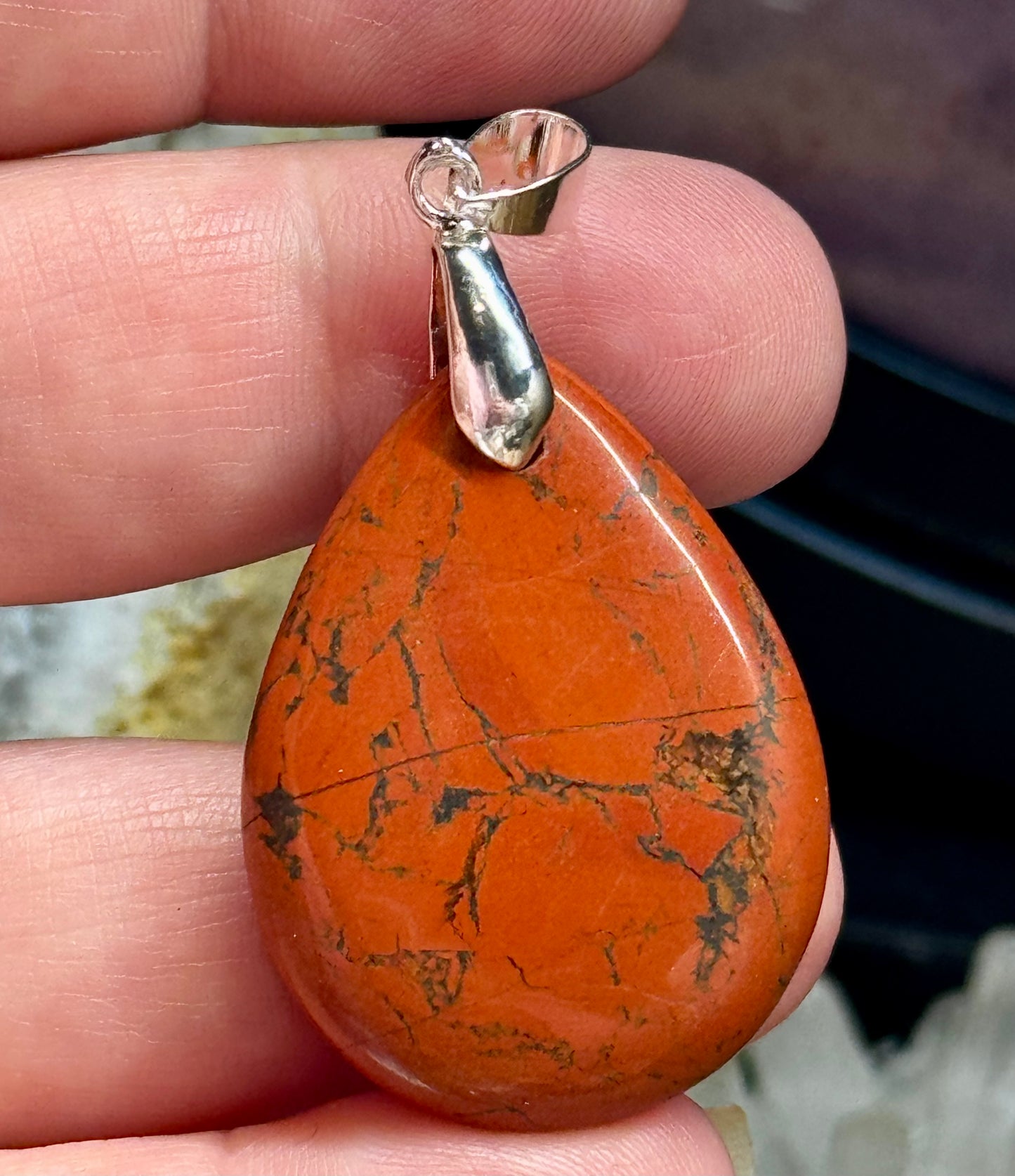 Pendentif goutte jaspe rouge
