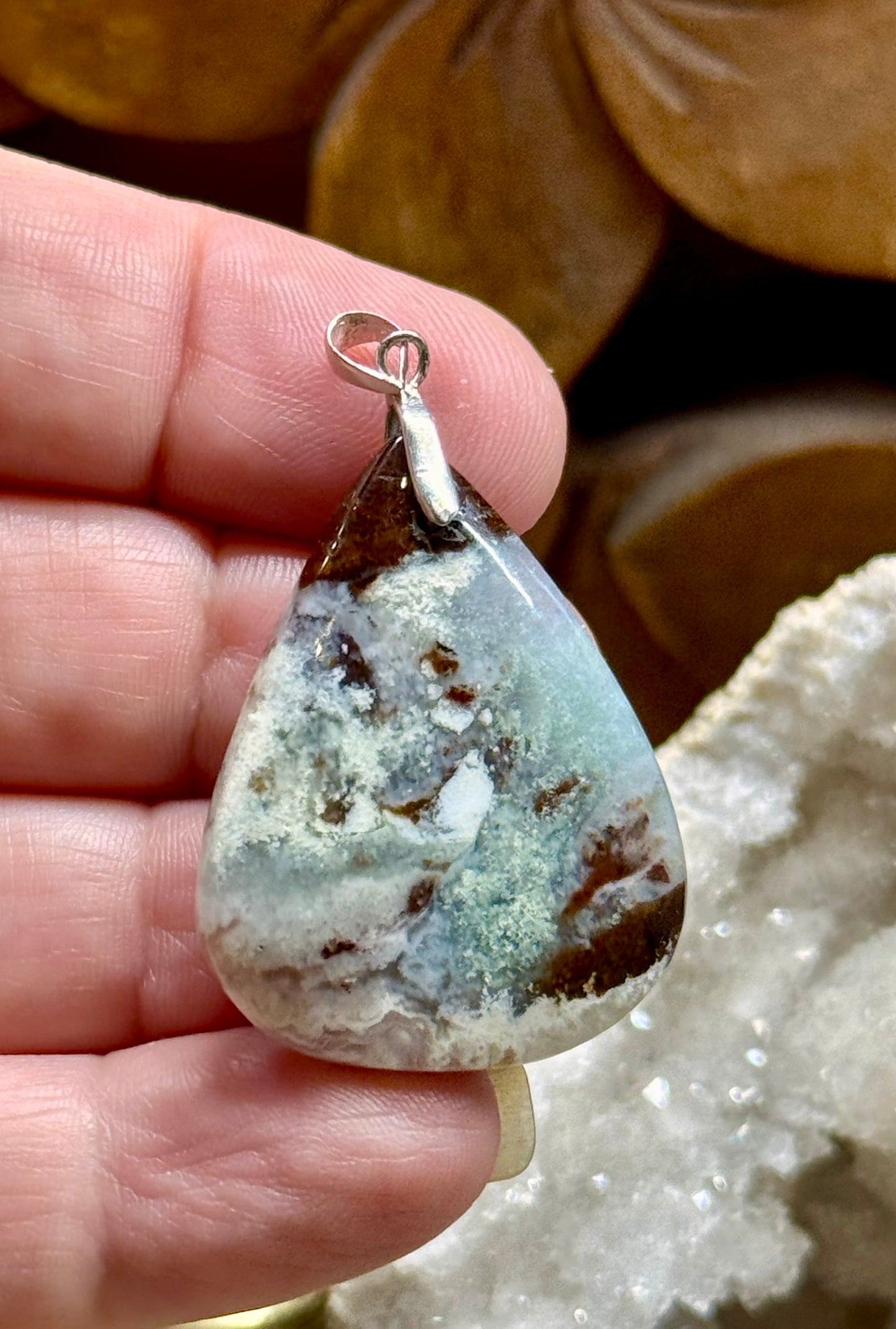 Pendentif en aquaprase