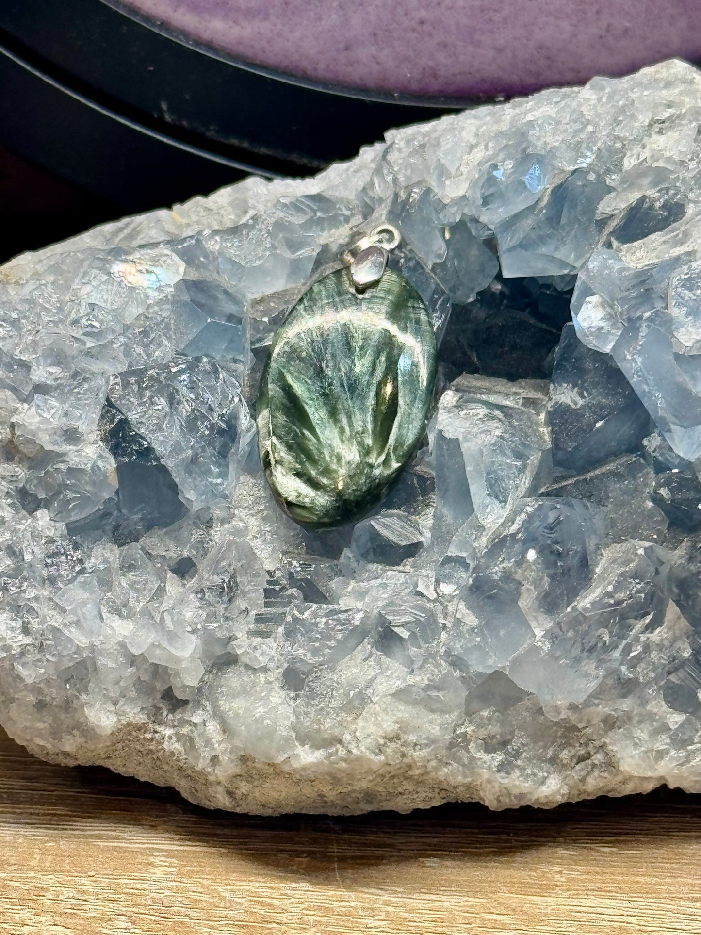Pendentif de Séraphinite